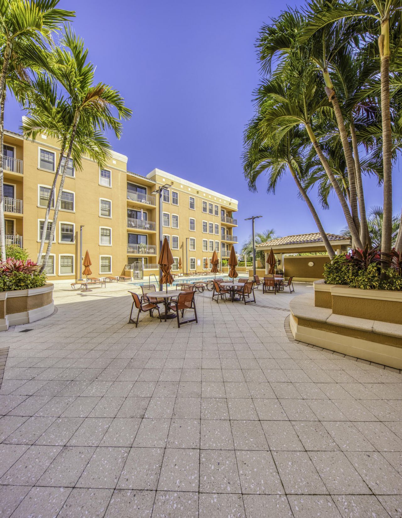 511 Lucerne Avenue, Unit 314, Lake Worth Beach, FL 33460 Photo