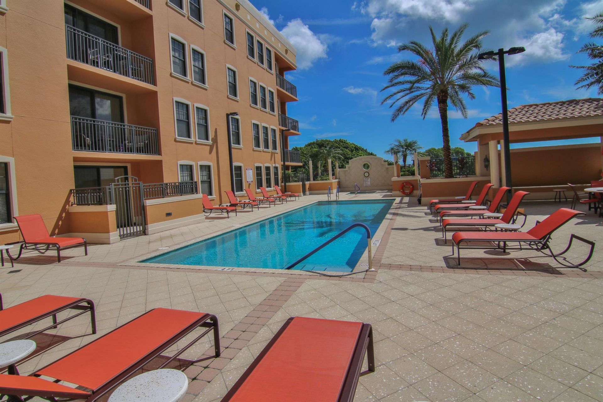 511 Lucerne Avenue, Unit 314, Lake Worth Beach, FL 33460 Photo