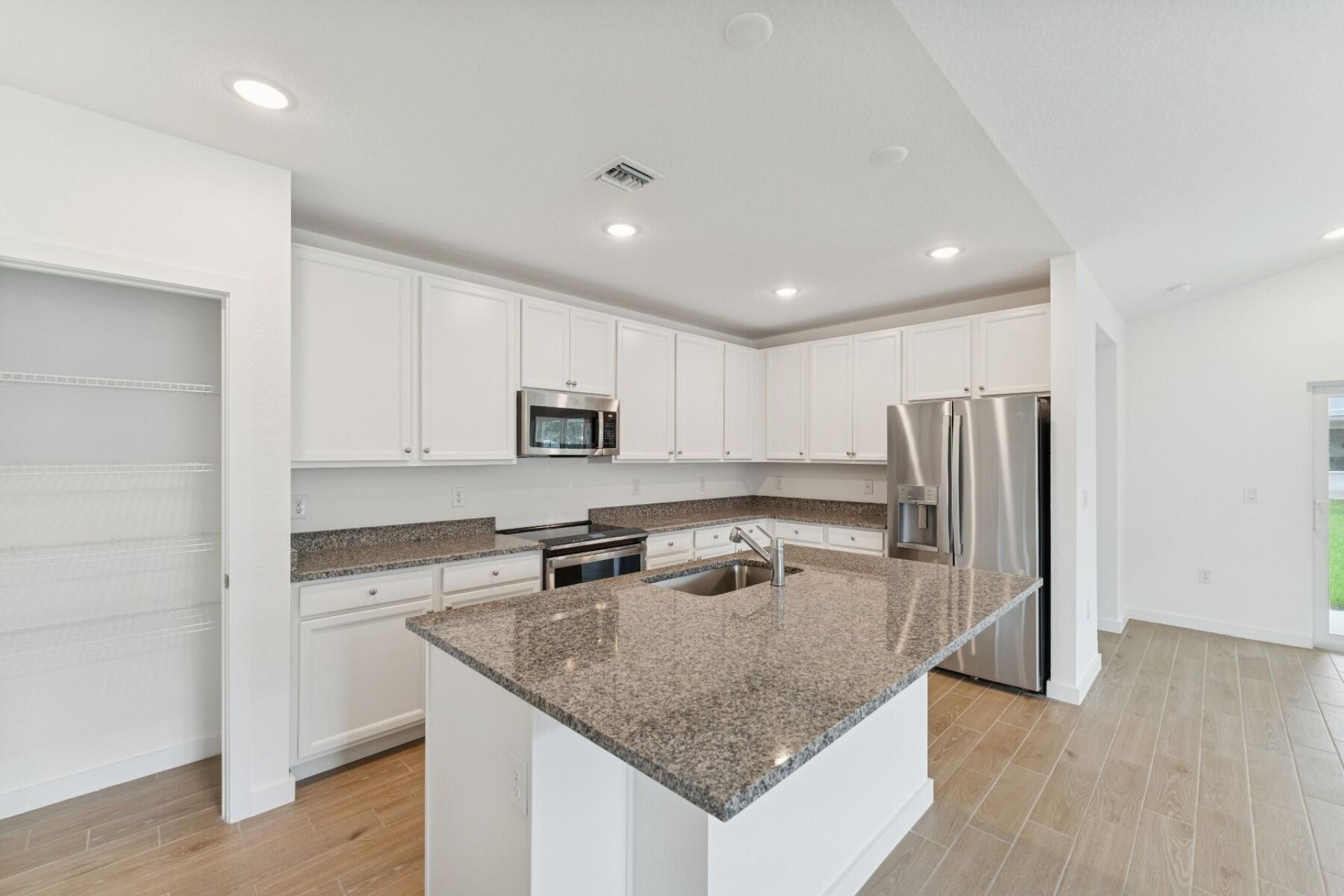 1782 NW Bayshore Boulevard, Unit 48, Port Saint Lucie, FL 34984 Photo