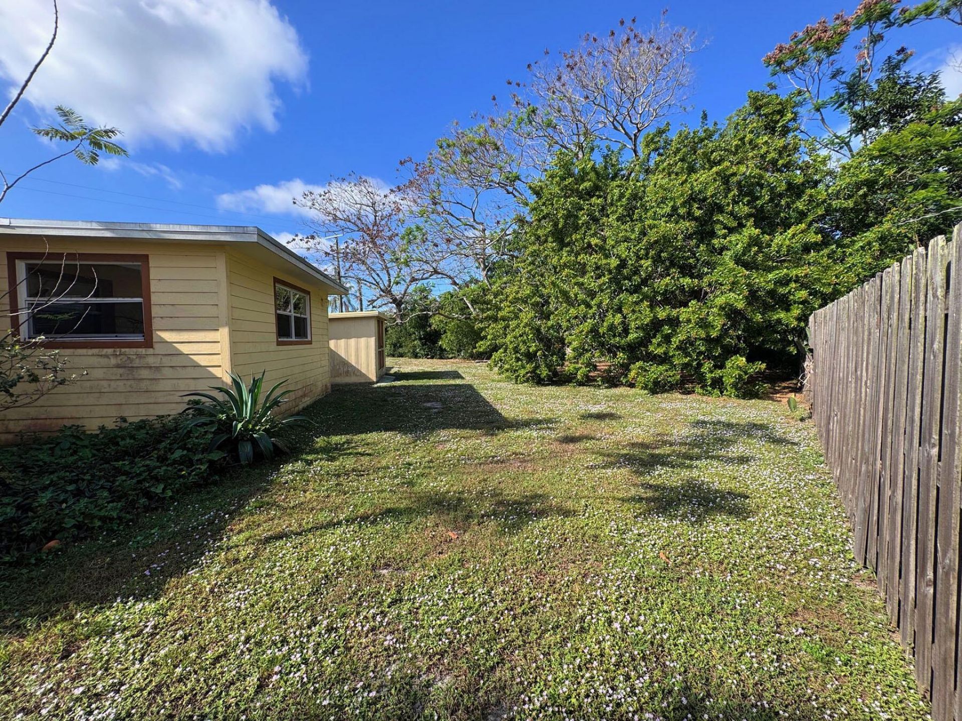 401 SE Tranquilla Avenue, Port Saint Lucie, FL 34983 Photo