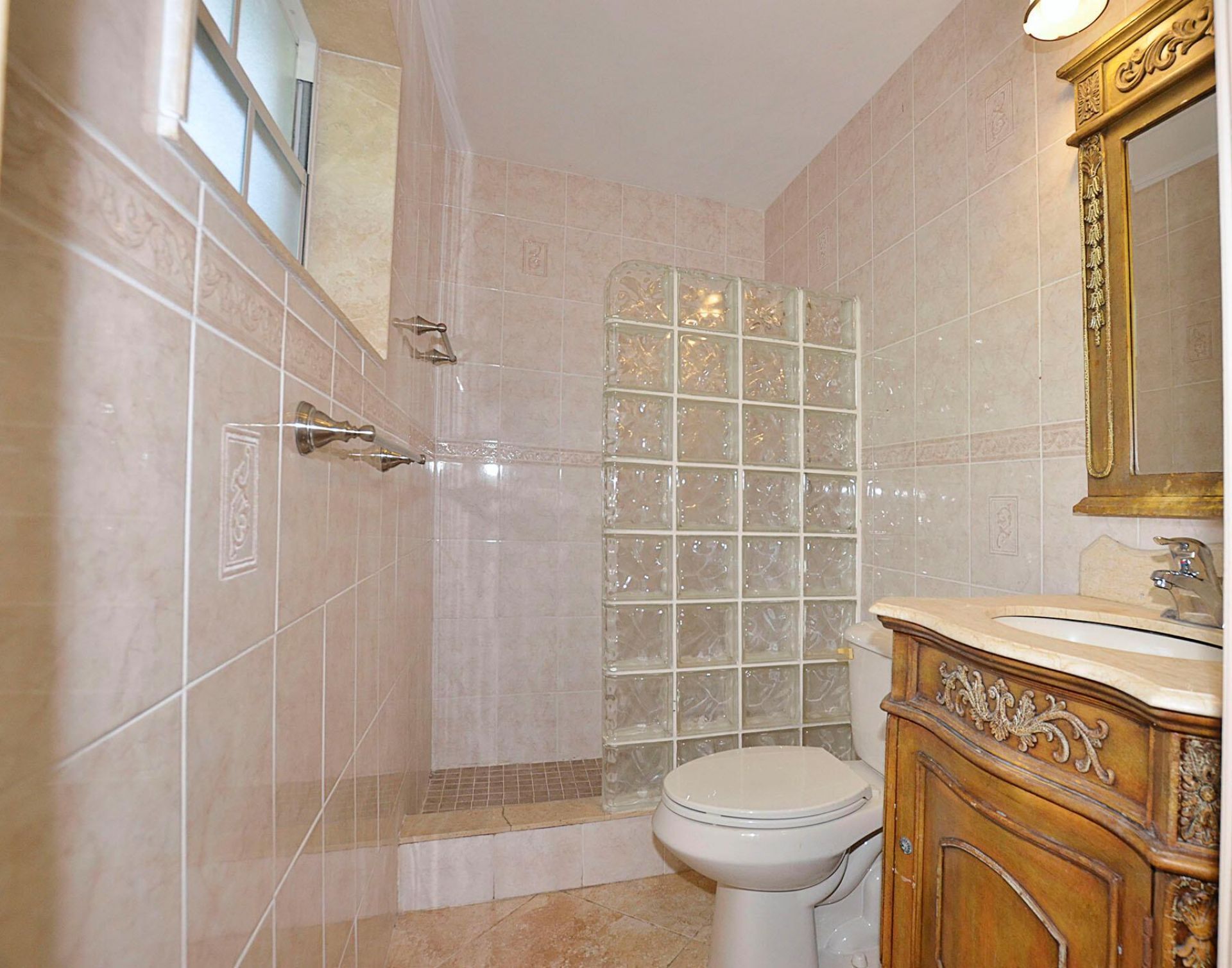 401 SE Tranquilla Avenue, Port Saint Lucie, FL 34983 Photo