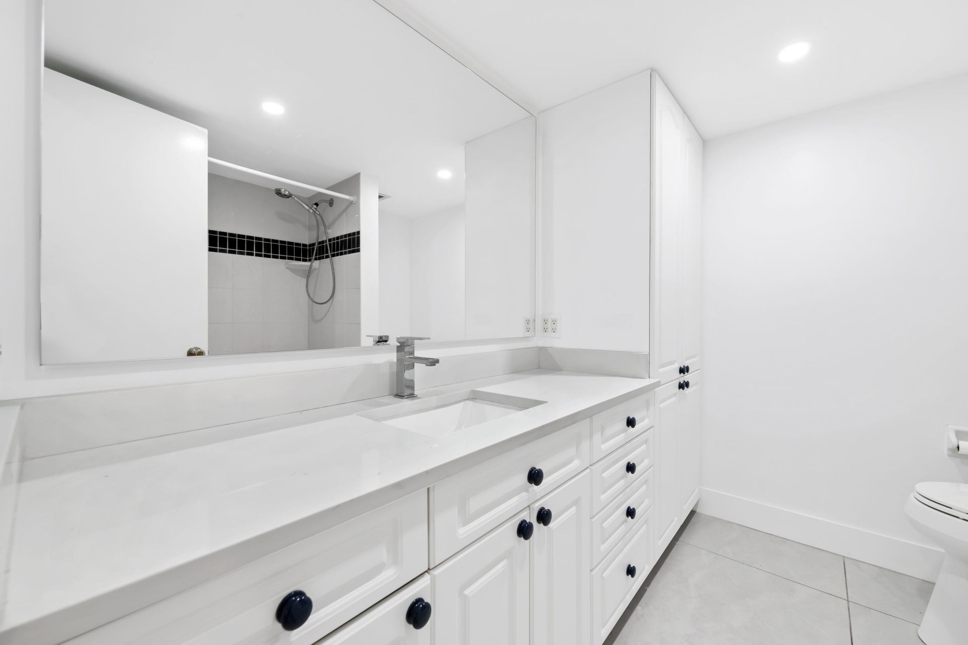 3100 NE 49th Street, Unit 204, Fort Lauderdale, FL 33308 Photo