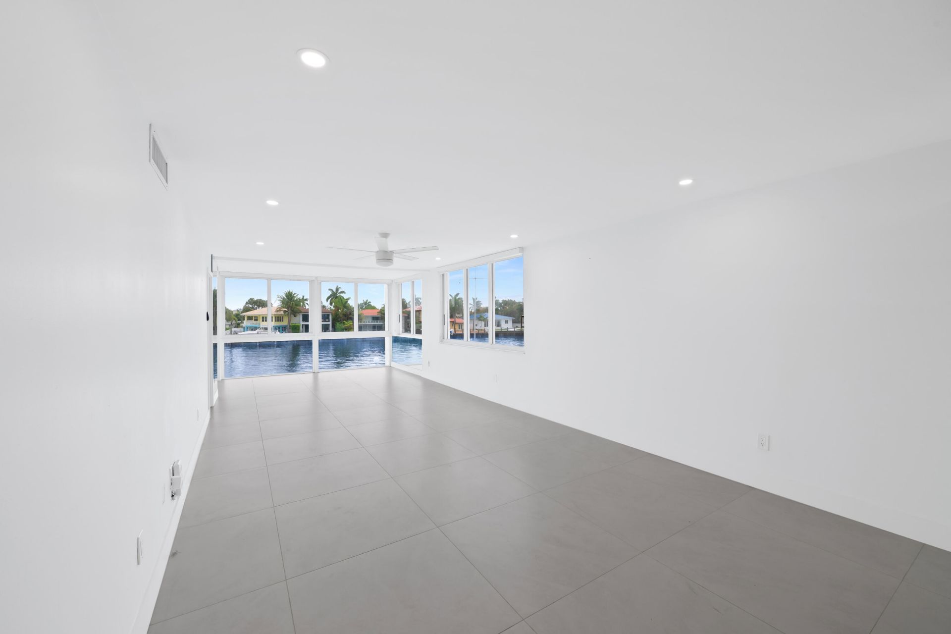 3100 NE 49th Street, Unit 204, Fort Lauderdale, FL 33308 Photo