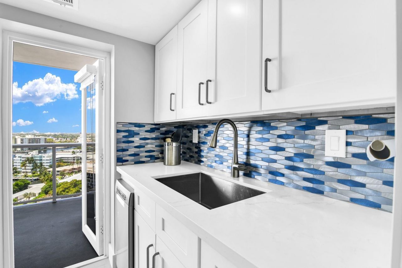 2701 N Ocean Boulevard, Unit 15B, Fort Lauderdale, FL 33308 Photo