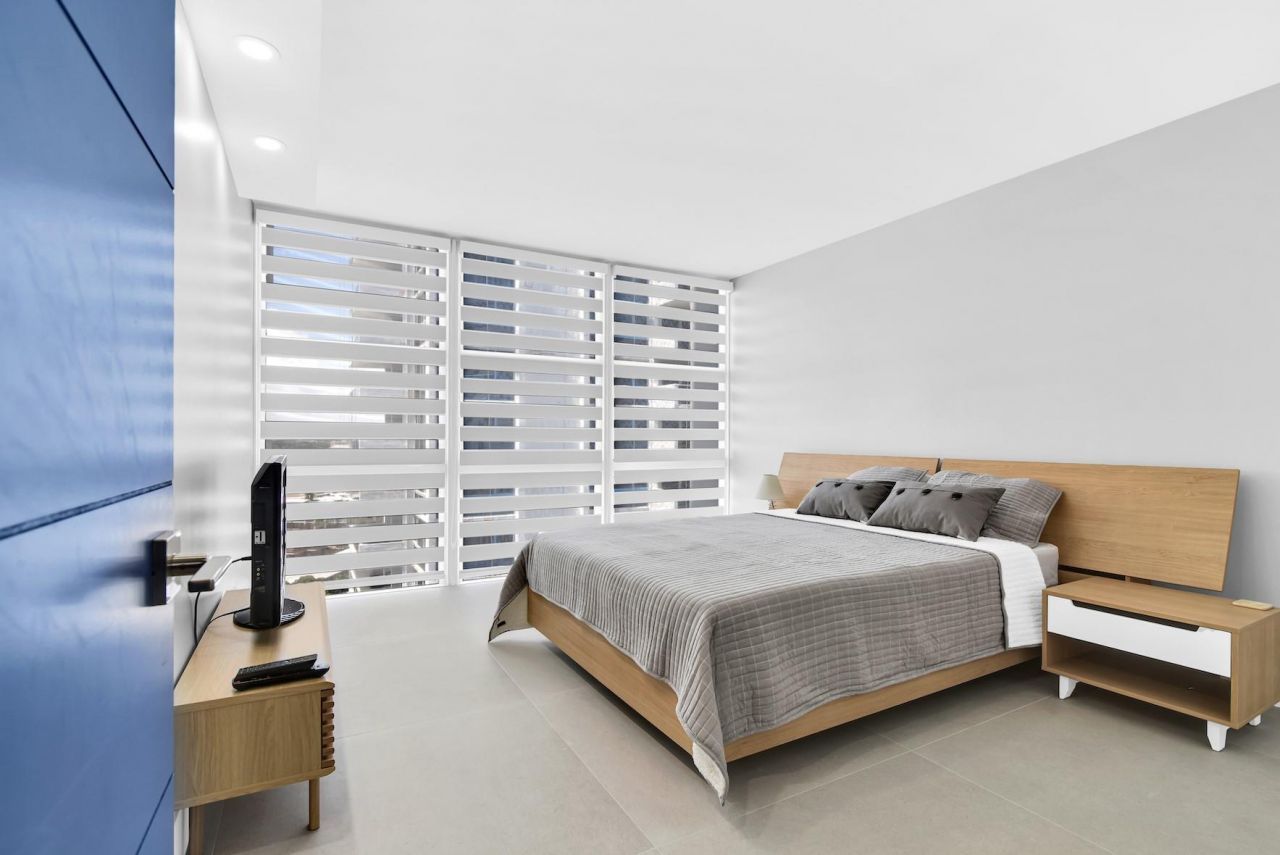 2701 N Ocean Boulevard, Unit 15B, Fort Lauderdale, FL 33308 Photo