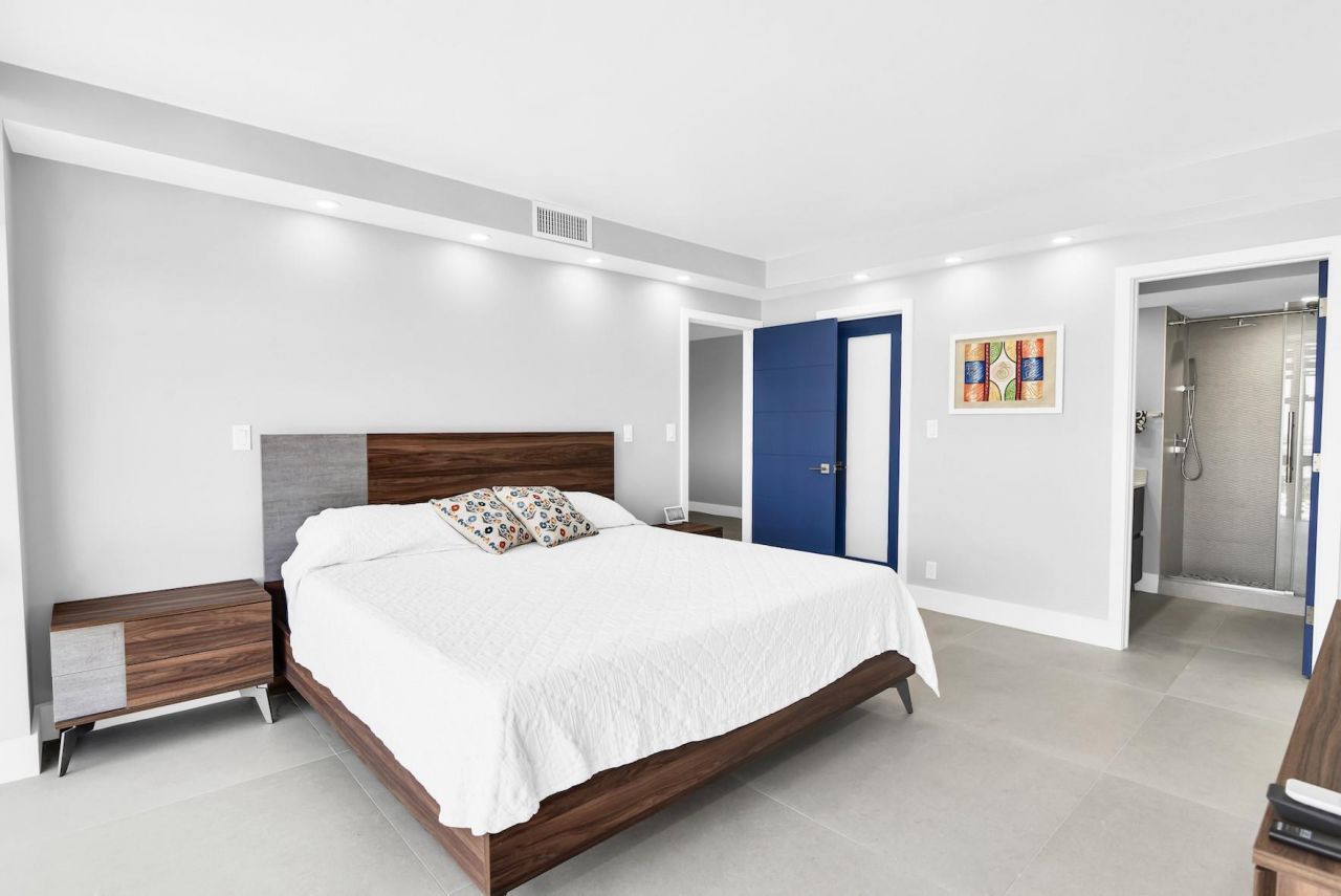 2701 N Ocean Boulevard, Unit 15B, Fort Lauderdale, FL 33308 Photo