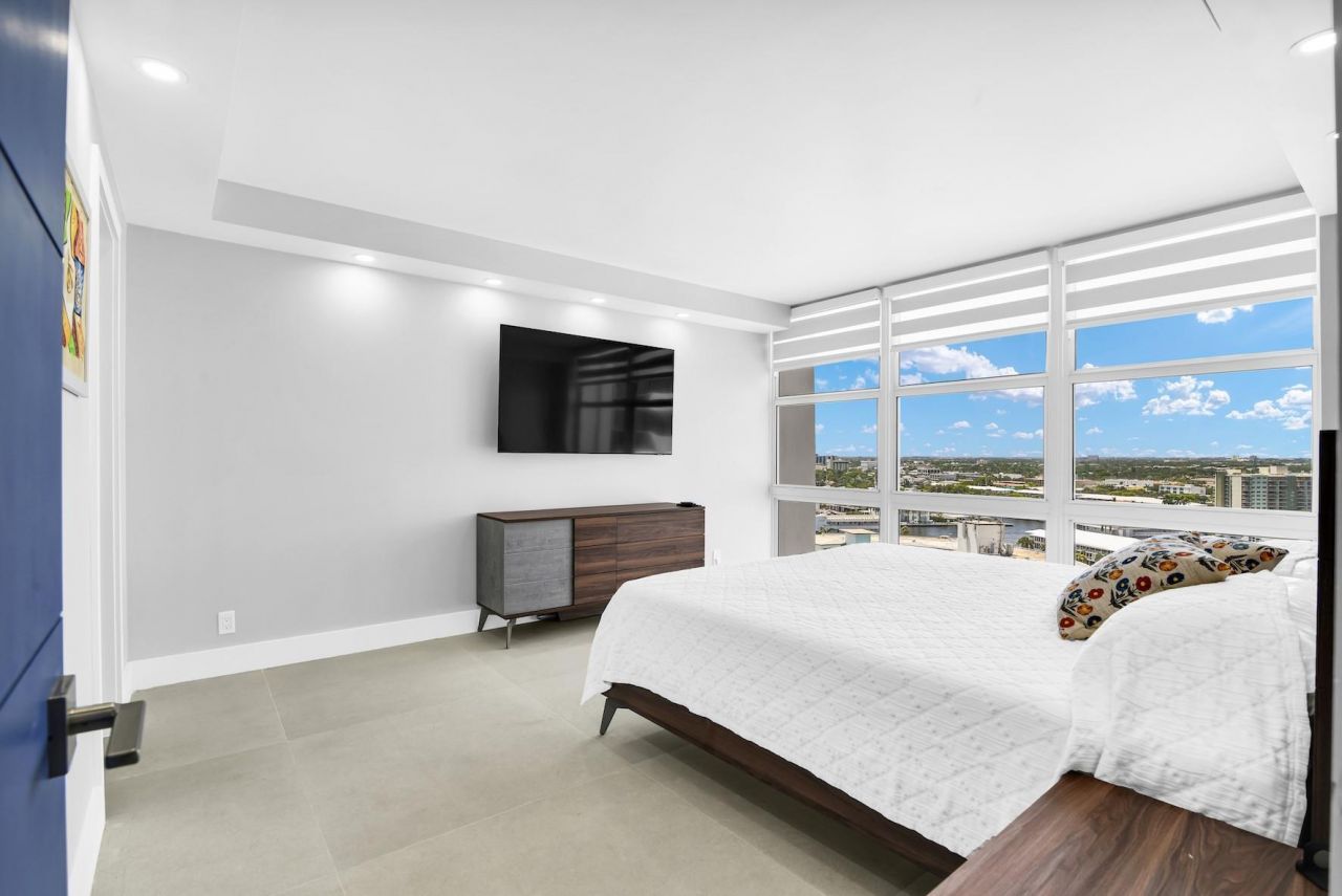 2701 N Ocean Boulevard, Unit 15B, Fort Lauderdale, FL 33308 Photo