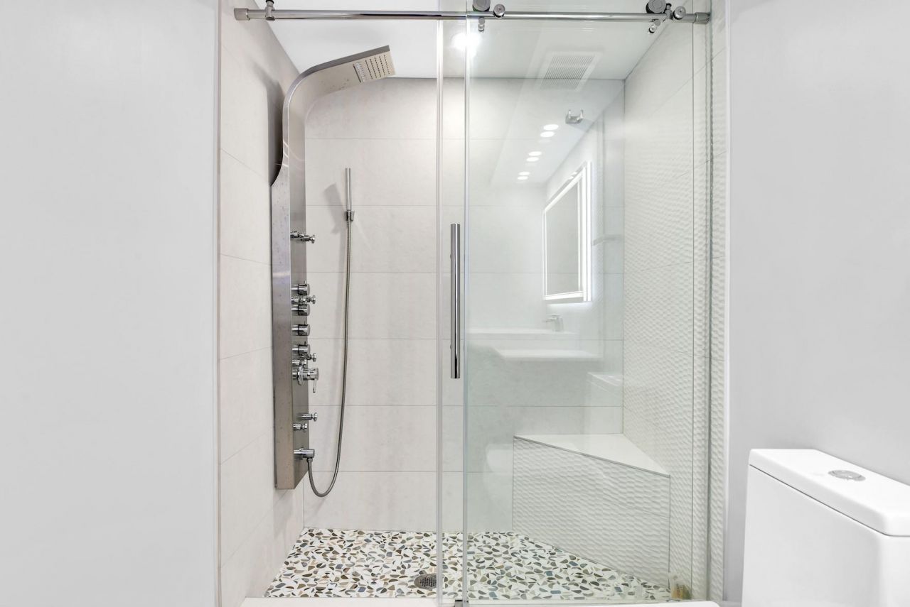 2701 N Ocean Boulevard, Unit 15B, Fort Lauderdale, FL 33308 Photo