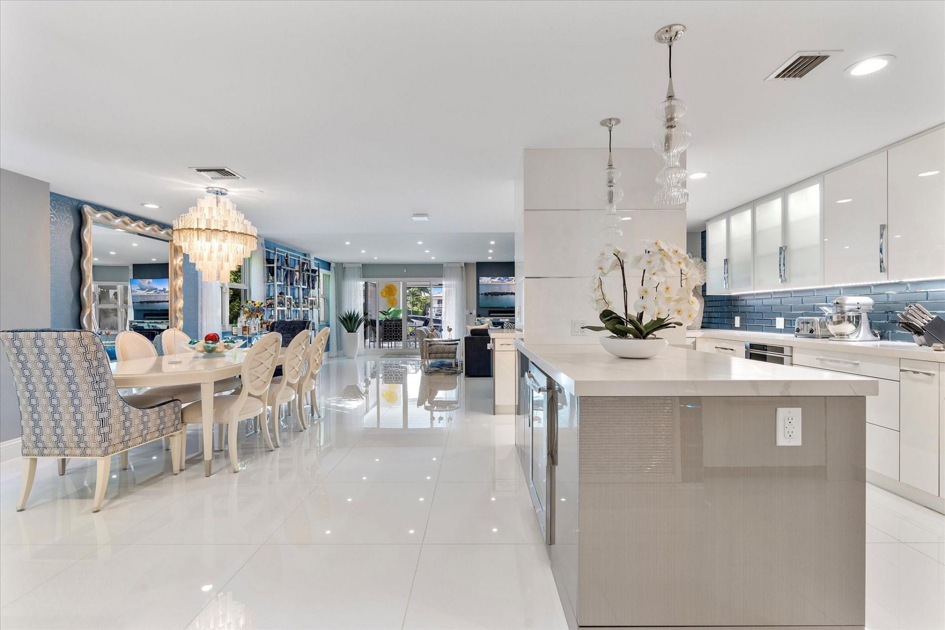 615 Bayshore Drive, Unit 106, Fort Lauderdale, FL 33304 Photo