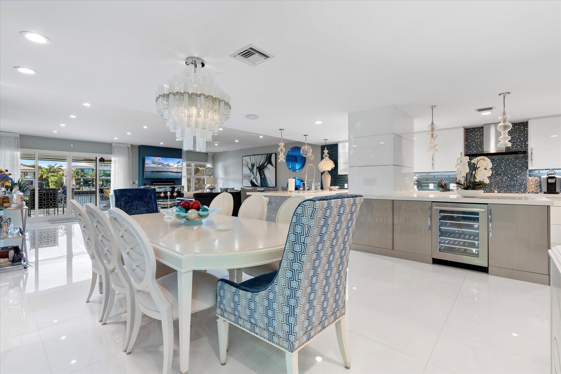 615 Bayshore Drive, Unit 106, Fort Lauderdale, FL 33304 Photo