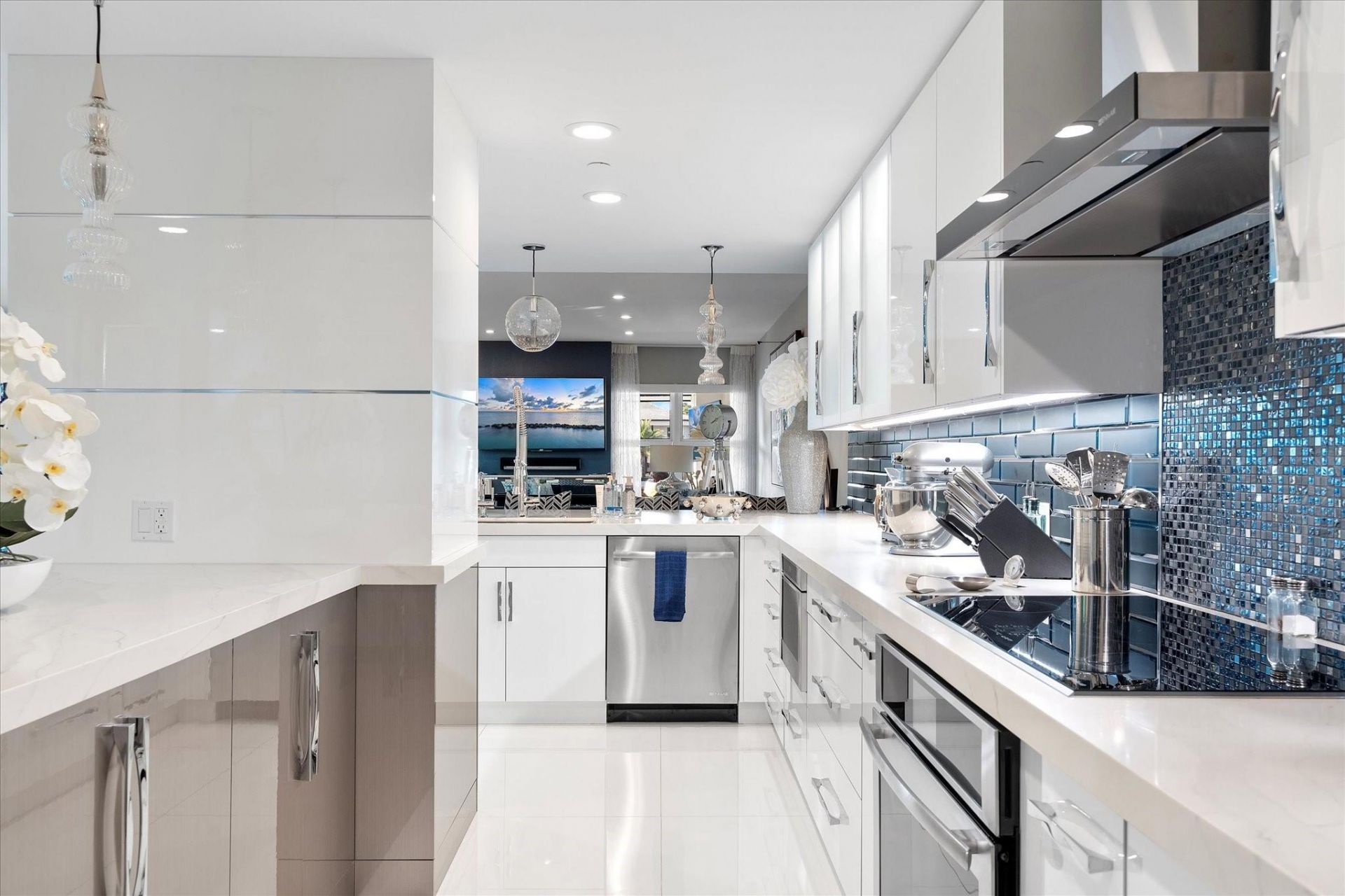 615 Bayshore Drive, Unit 106, Fort Lauderdale, FL 33304 Photo