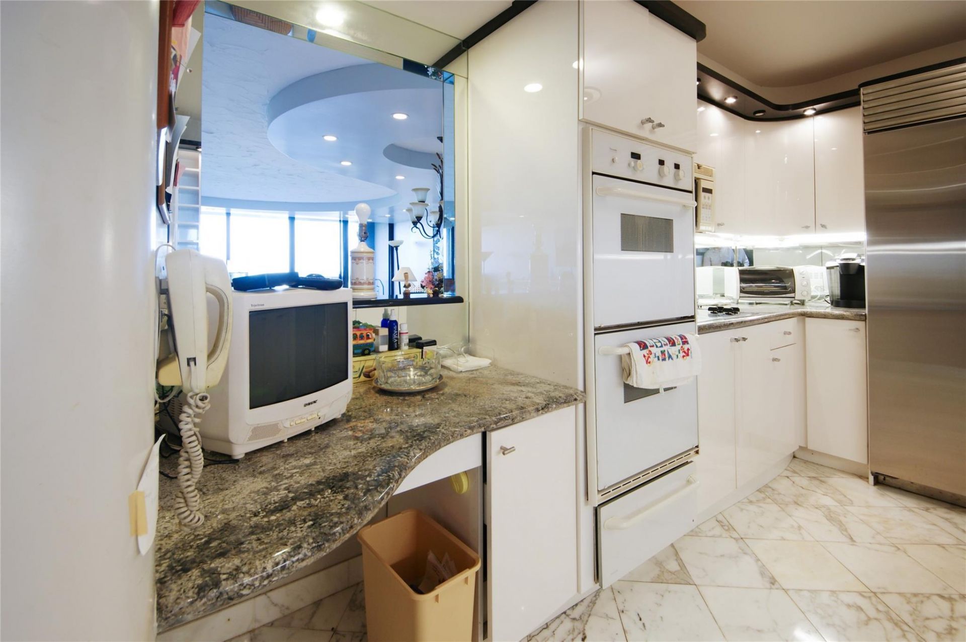 2480 Presidential Way, Unit 1004, West Palm Beach, FL 33401 Photo