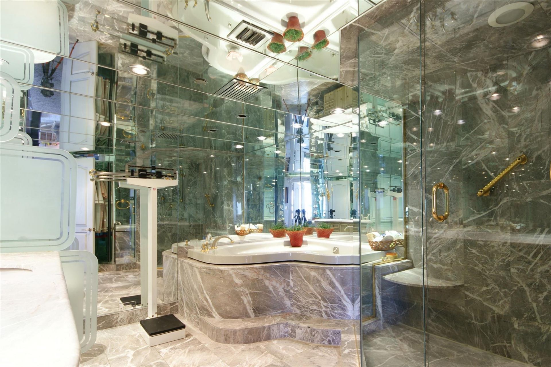 2480 Presidential Way, Unit 1004, West Palm Beach, FL 33401 Photo