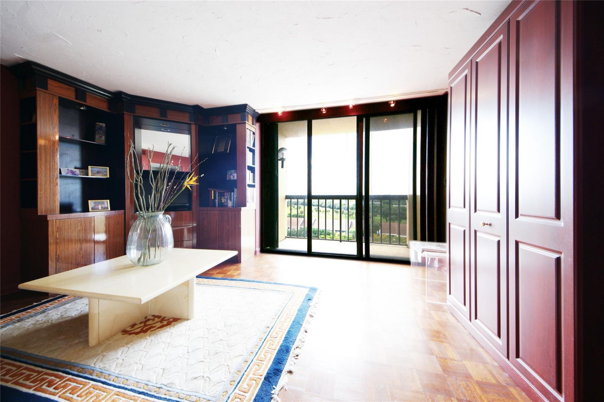 2480 Presidential Way, Unit 1004, West Palm Beach, FL 33401 Photo