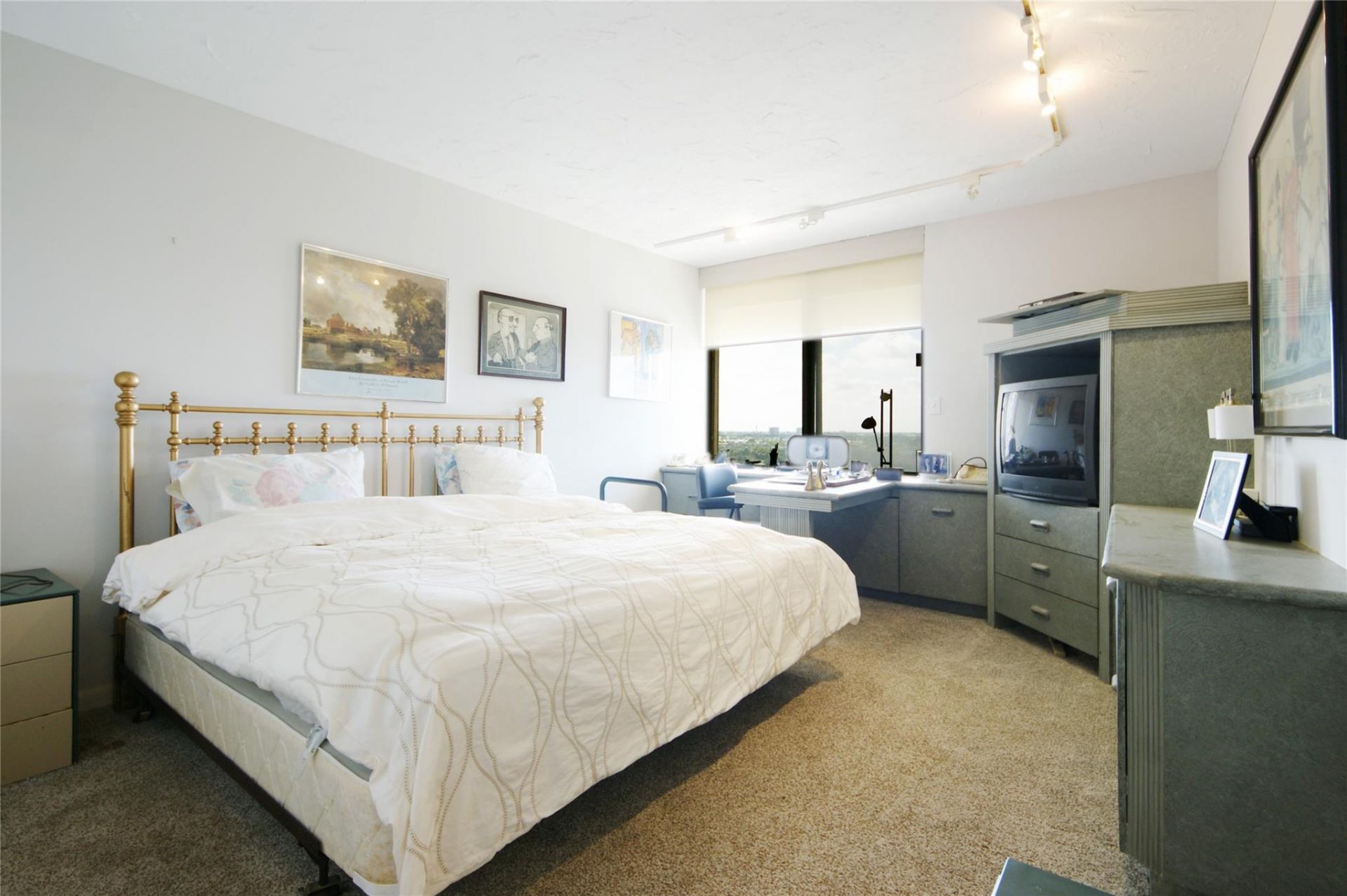 2480 Presidential Way, Unit 1004, West Palm Beach, FL 33401 Photo