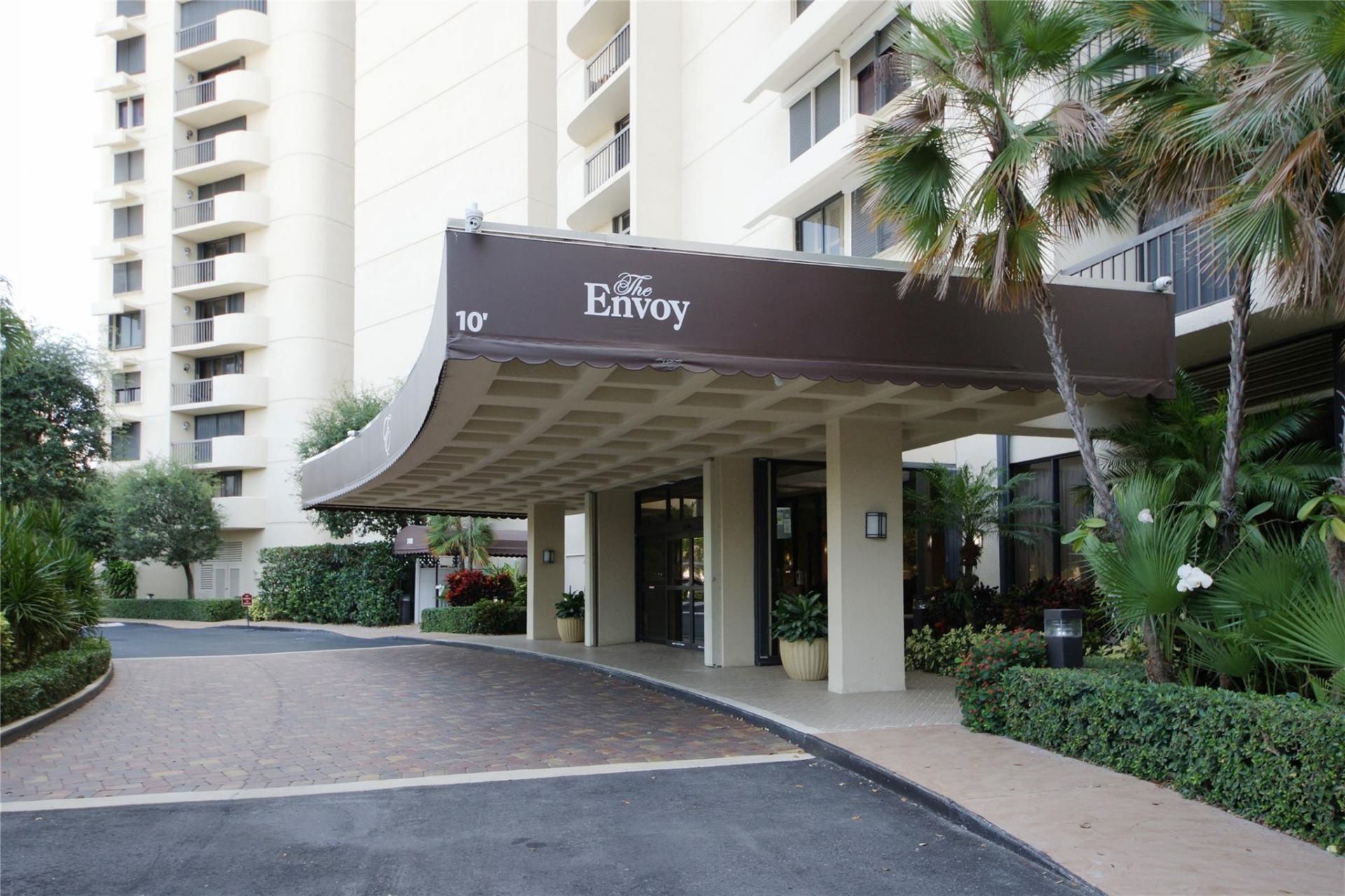 2480 Presidential Way, Unit 1004, West Palm Beach, FL 33401 Photo