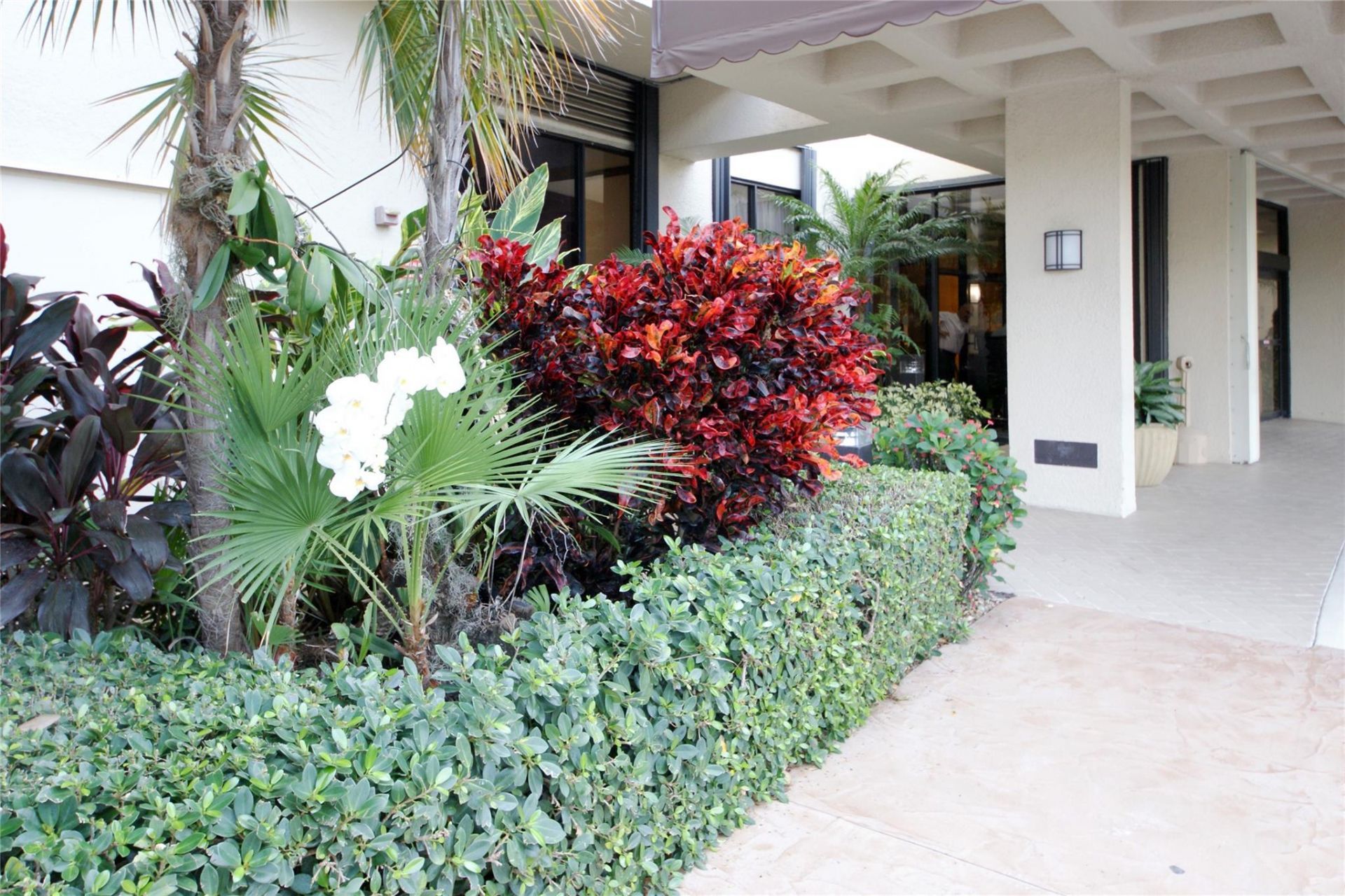 2480 Presidential Way, Unit 1004, West Palm Beach, FL 33401 Photo