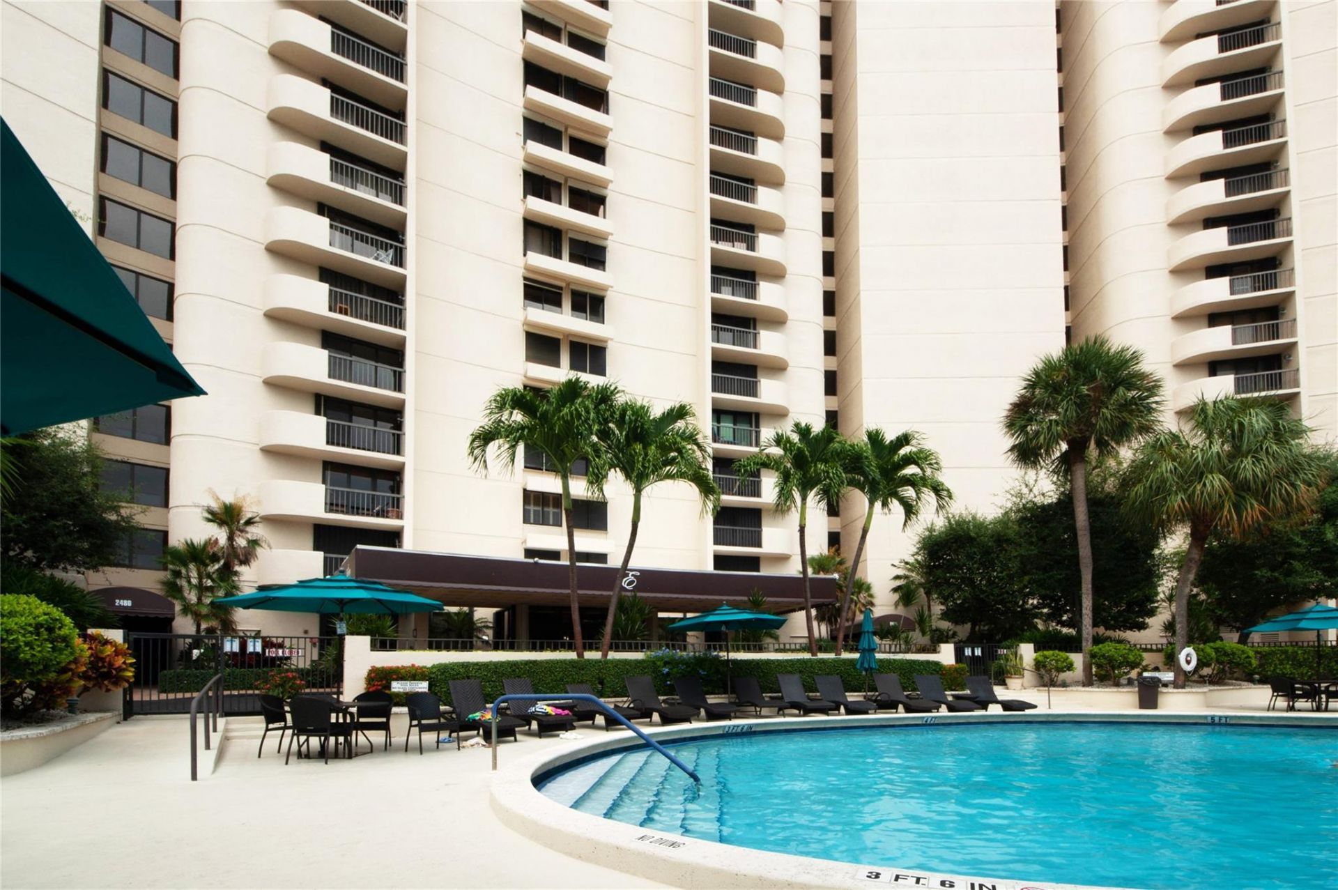 2480 Presidential Way, Unit 1004, West Palm Beach, FL 33401 Photo