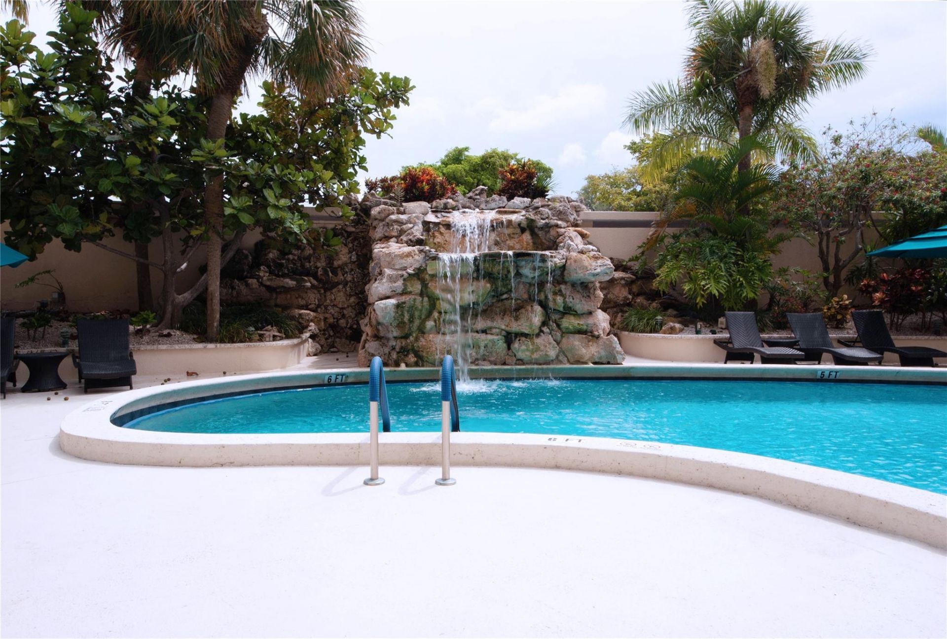 2480 Presidential Way, Unit 1004, West Palm Beach, FL 33401 Photo