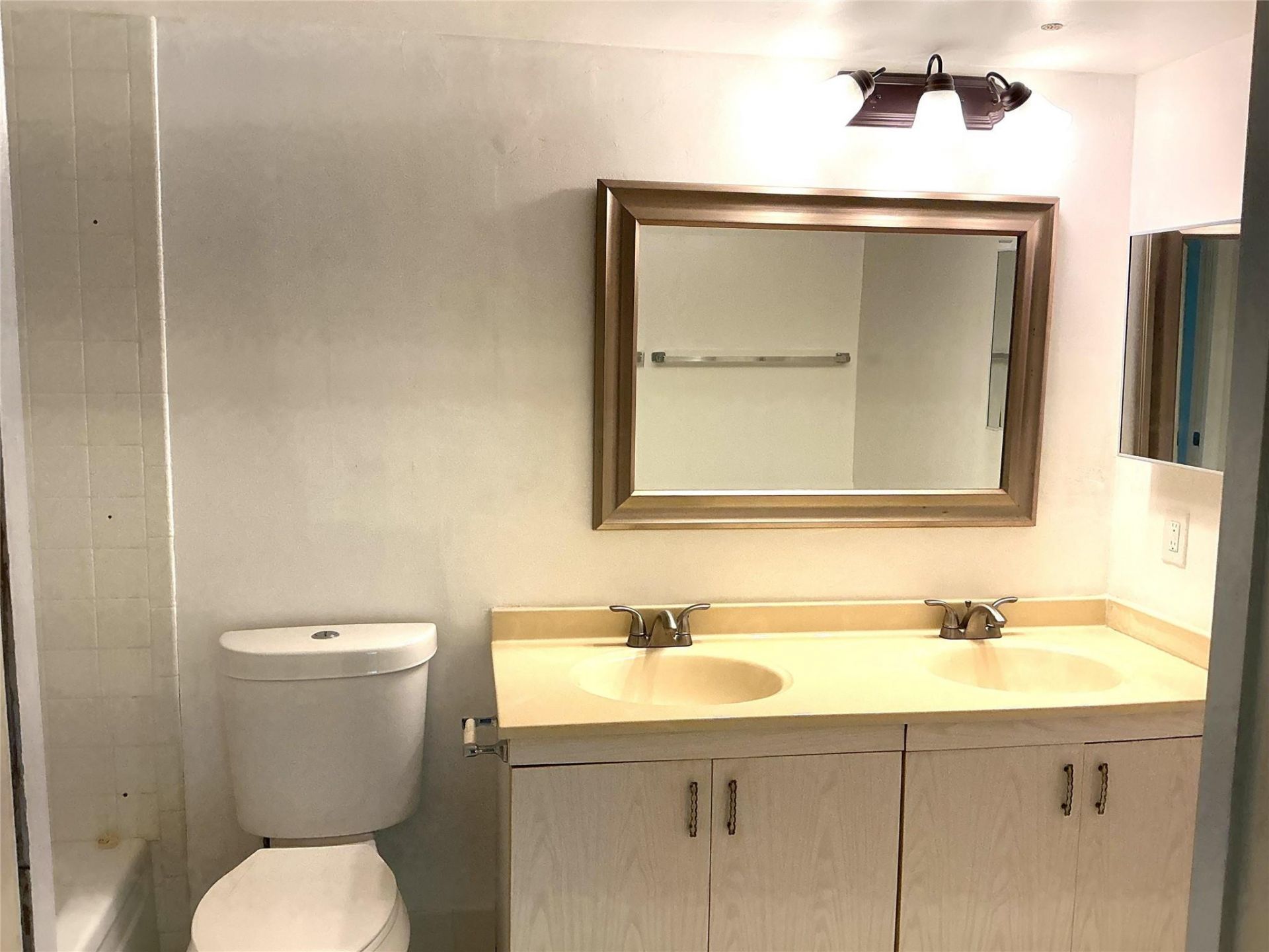 2303 Lucaya Lane, Unit F3, Coconut Creek, FL 33066 Photo