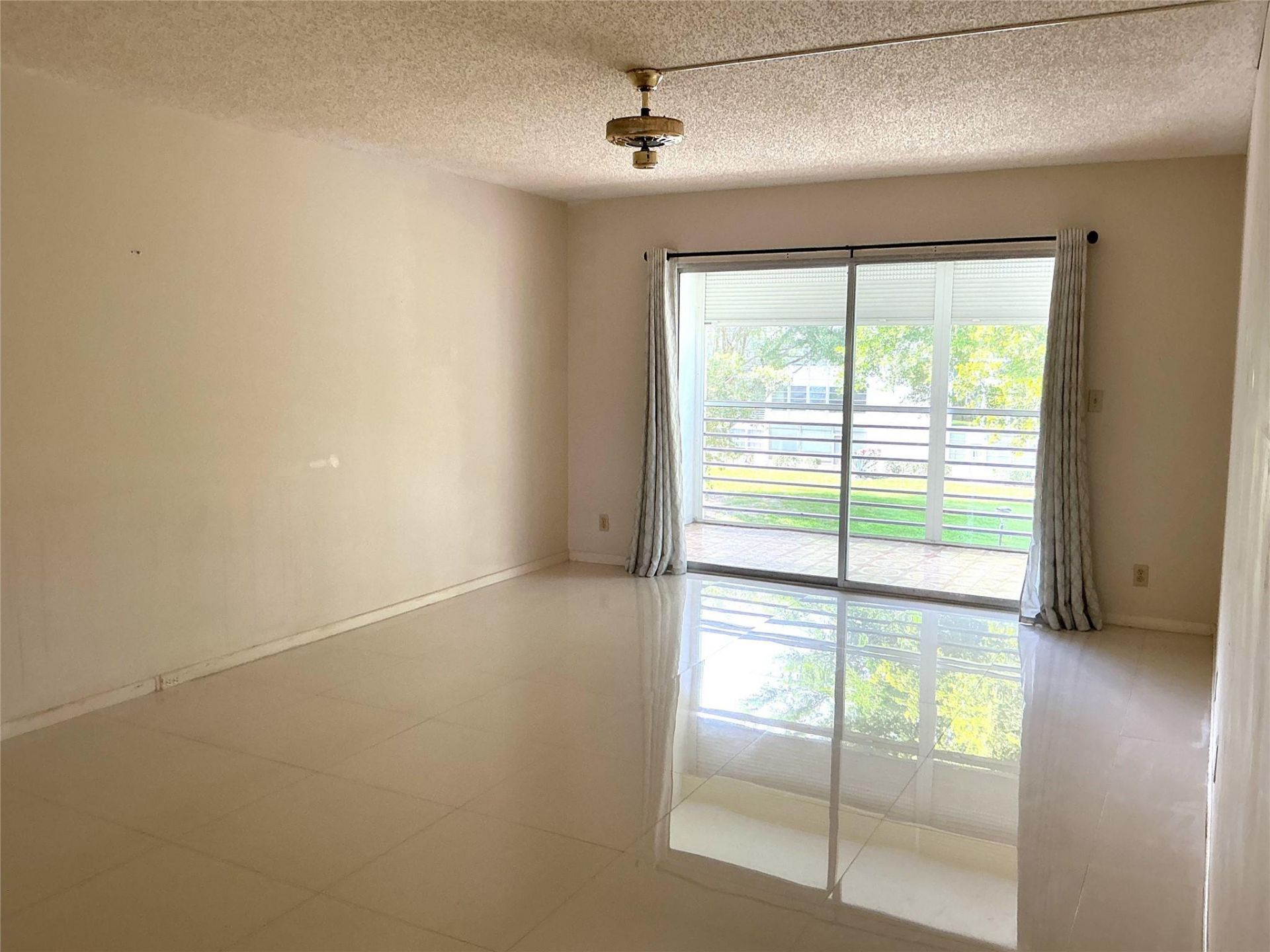 2303 Lucaya Lane, Unit F3, Coconut Creek, FL 33066 Photo