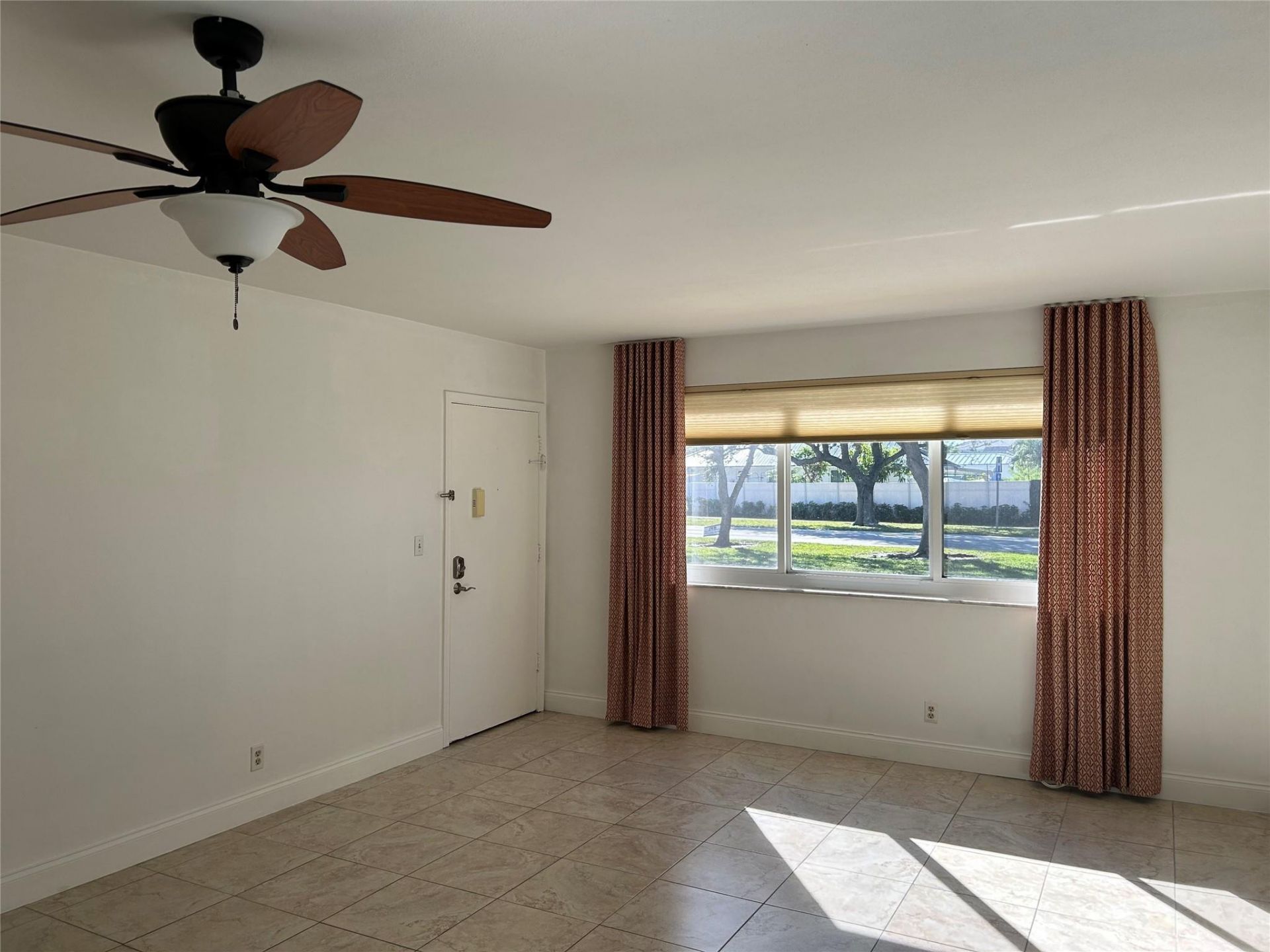 1851 NE 62nd Street, Unit 501, Fort Lauderdale, FL 33308 Photo