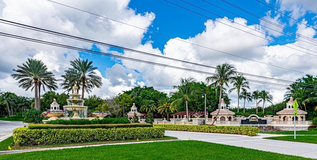 10513 Versailles Boulevard, Wellington, FL 33449 Photo