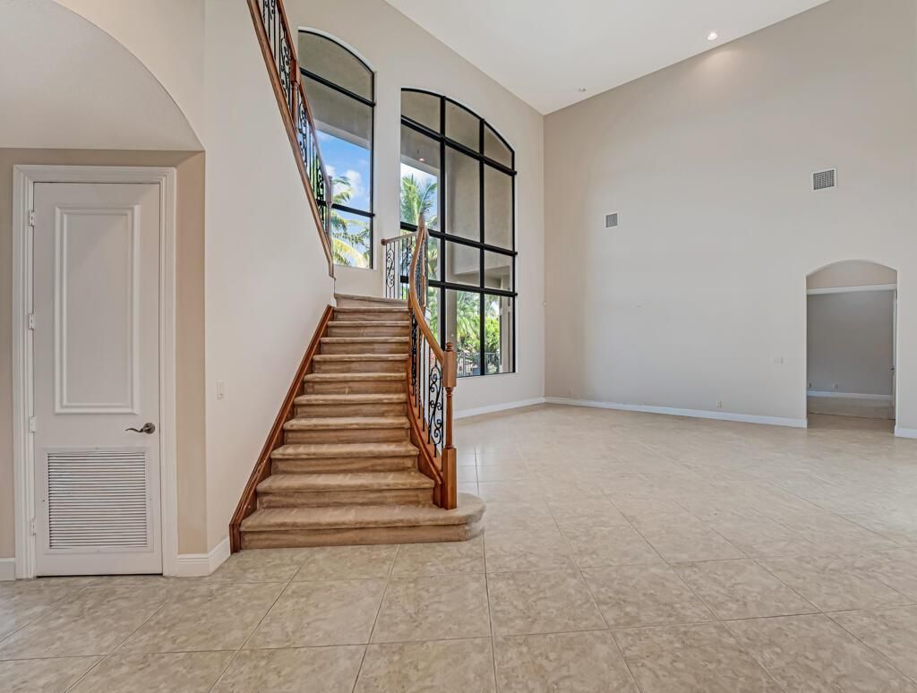 10513 Versailles Boulevard, Wellington, FL 33449 Photo