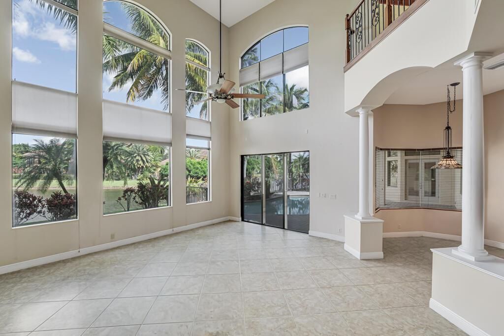 10513 Versailles Boulevard, Wellington, FL 33449 Photo