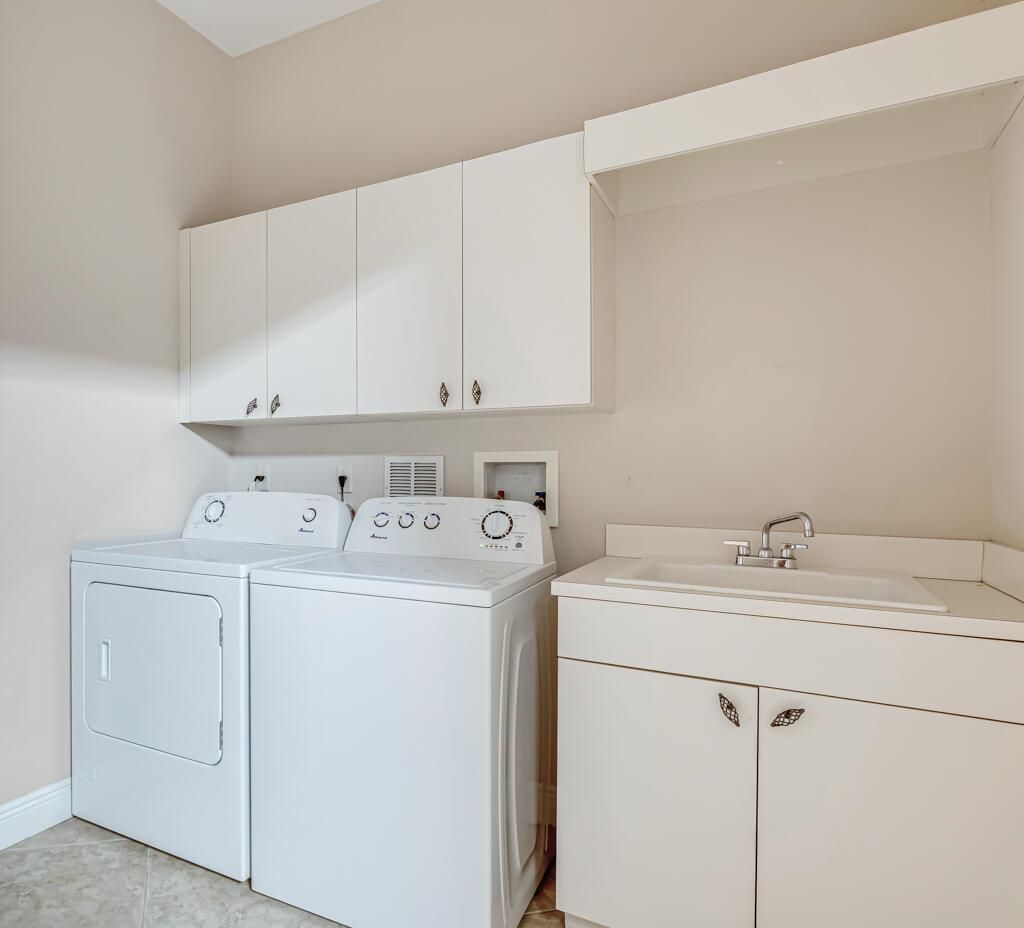 10513 Versailles Boulevard, Wellington, FL 33449 Photo