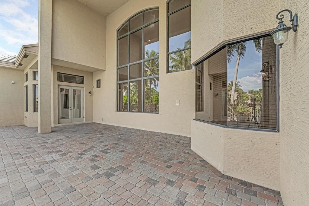 10513 Versailles Boulevard, Wellington, FL 33449 Photo