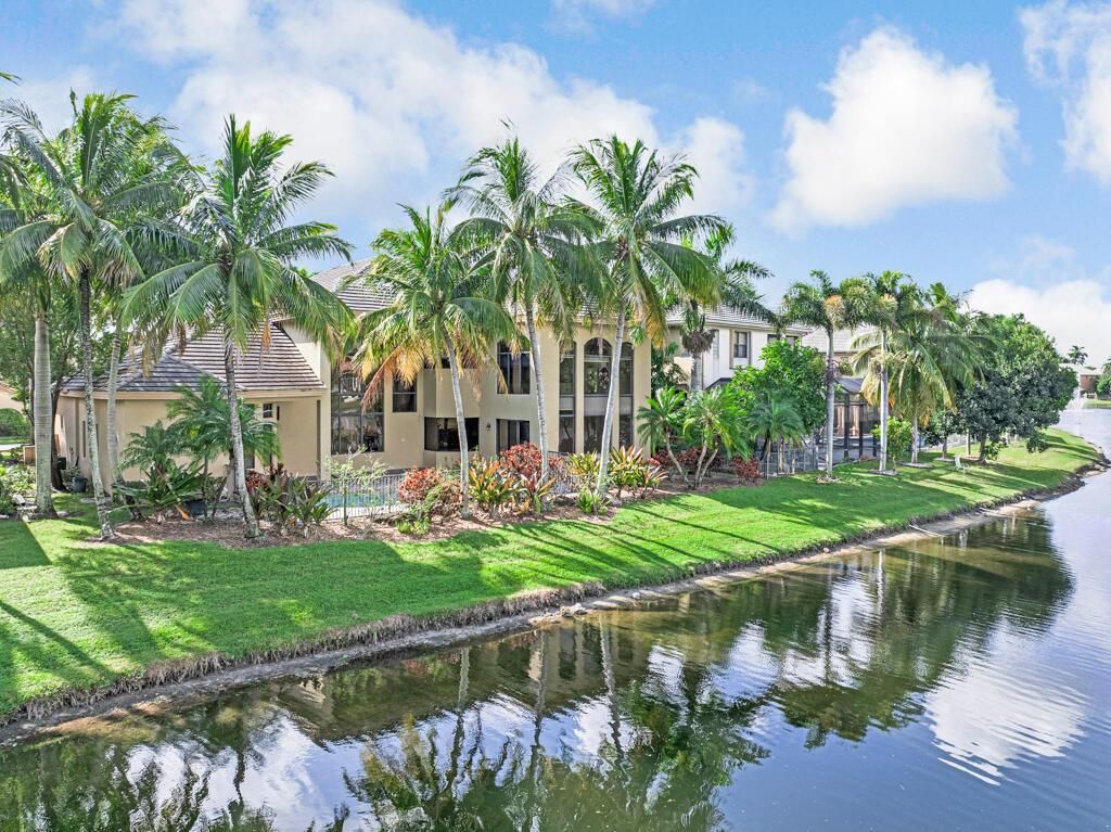 10513 Versailles Boulevard, Wellington, FL 33449 Photo