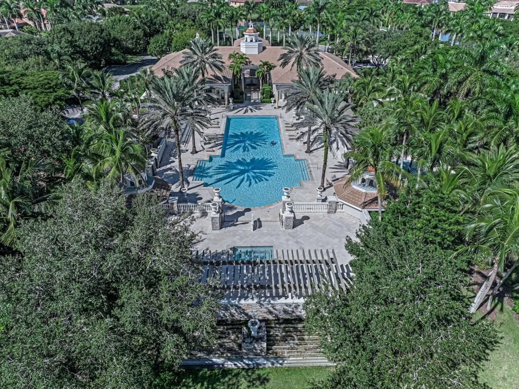 10513 Versailles Boulevard, Wellington, FL 33449 Photo