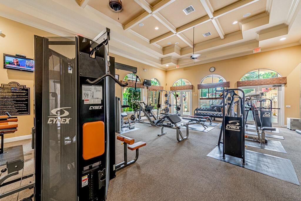 10513 Versailles Boulevard, Wellington, FL 33449 Photo