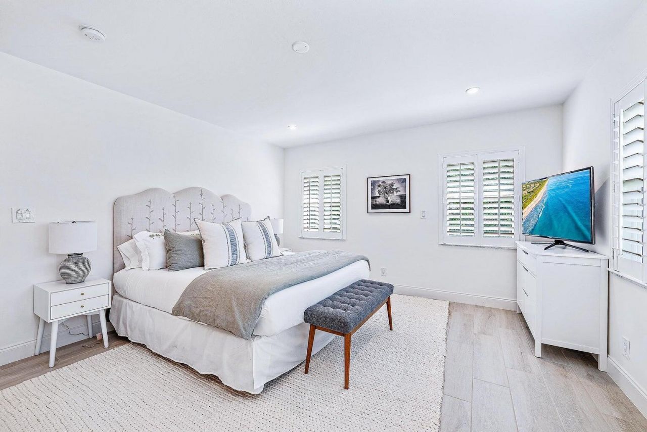 215 Cortez Road, West Palm Beach, FL 33405 Photo