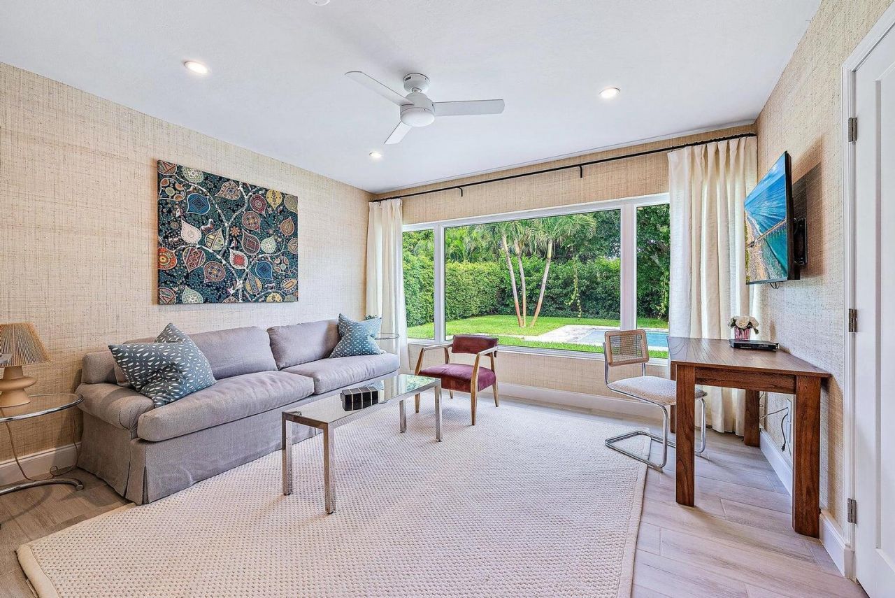 215 Cortez Road, West Palm Beach, FL 33405 Photo