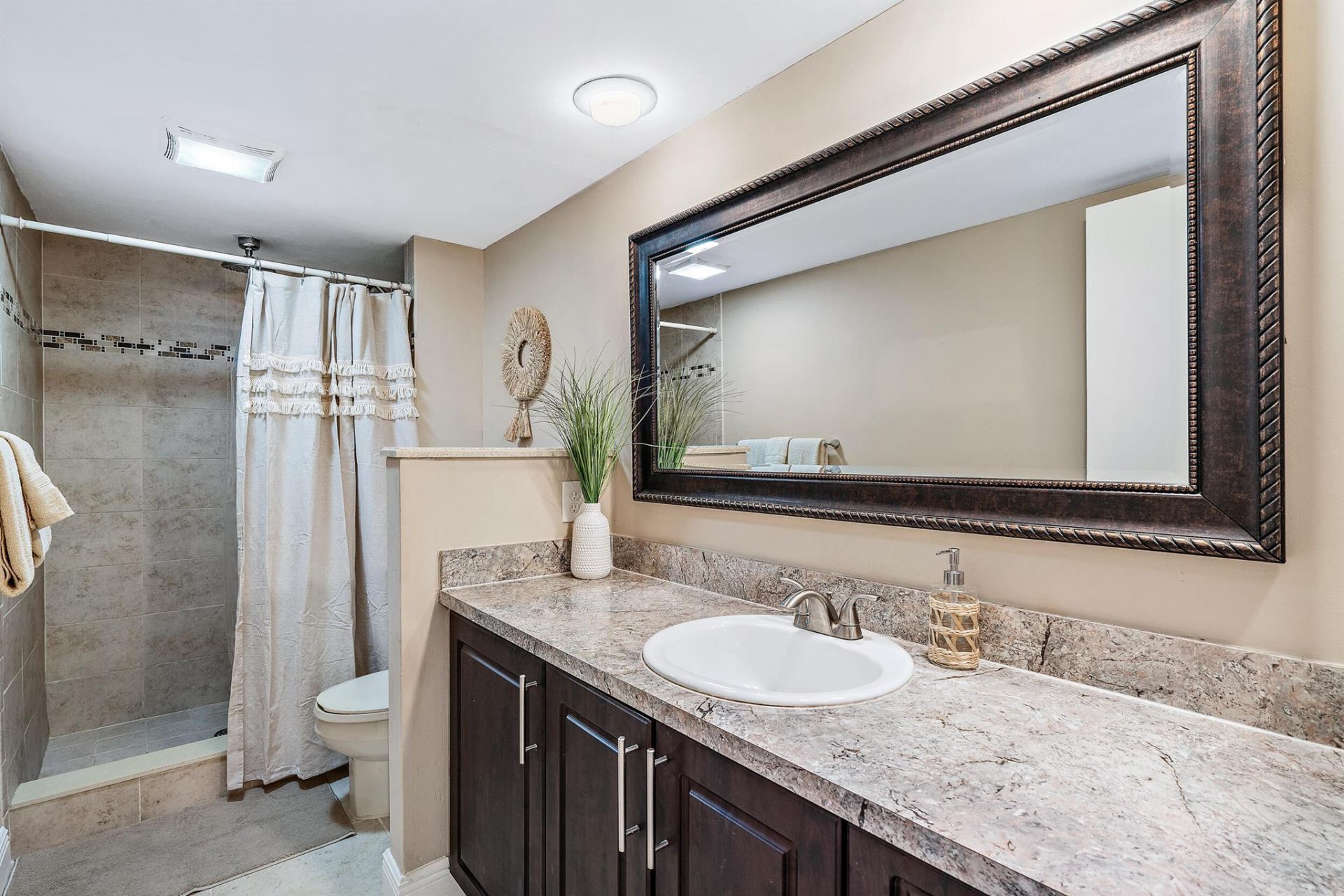 825 Center Street, Unit 12d, Jupiter, FL 33458 Photo