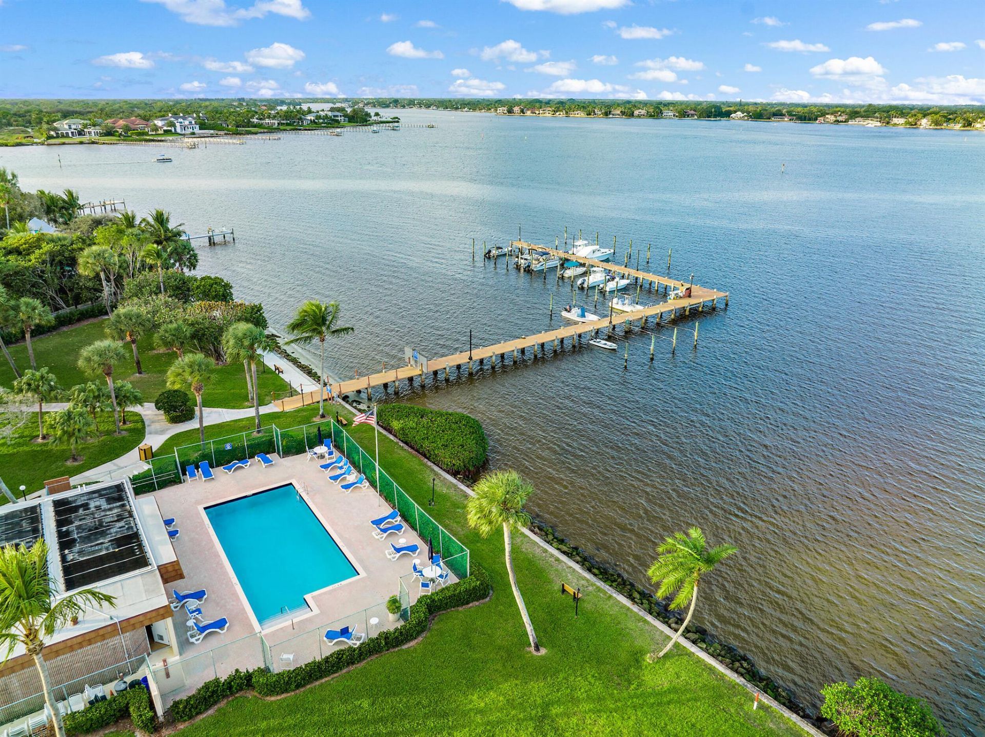 825 Center Street, Unit 12d, Jupiter, FL 33458 Photo