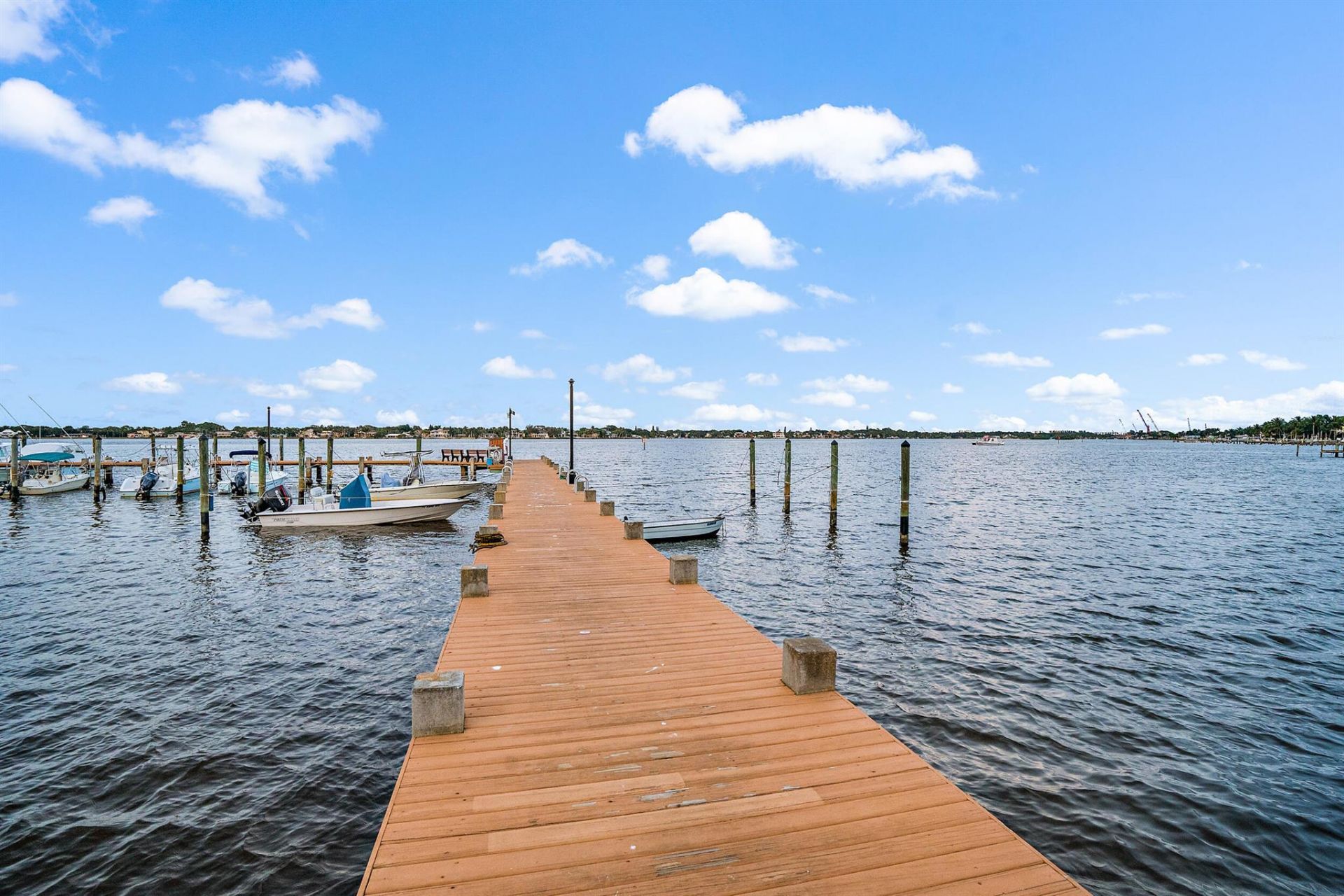 825 Center Street, Unit 12d, Jupiter, FL 33458 Photo