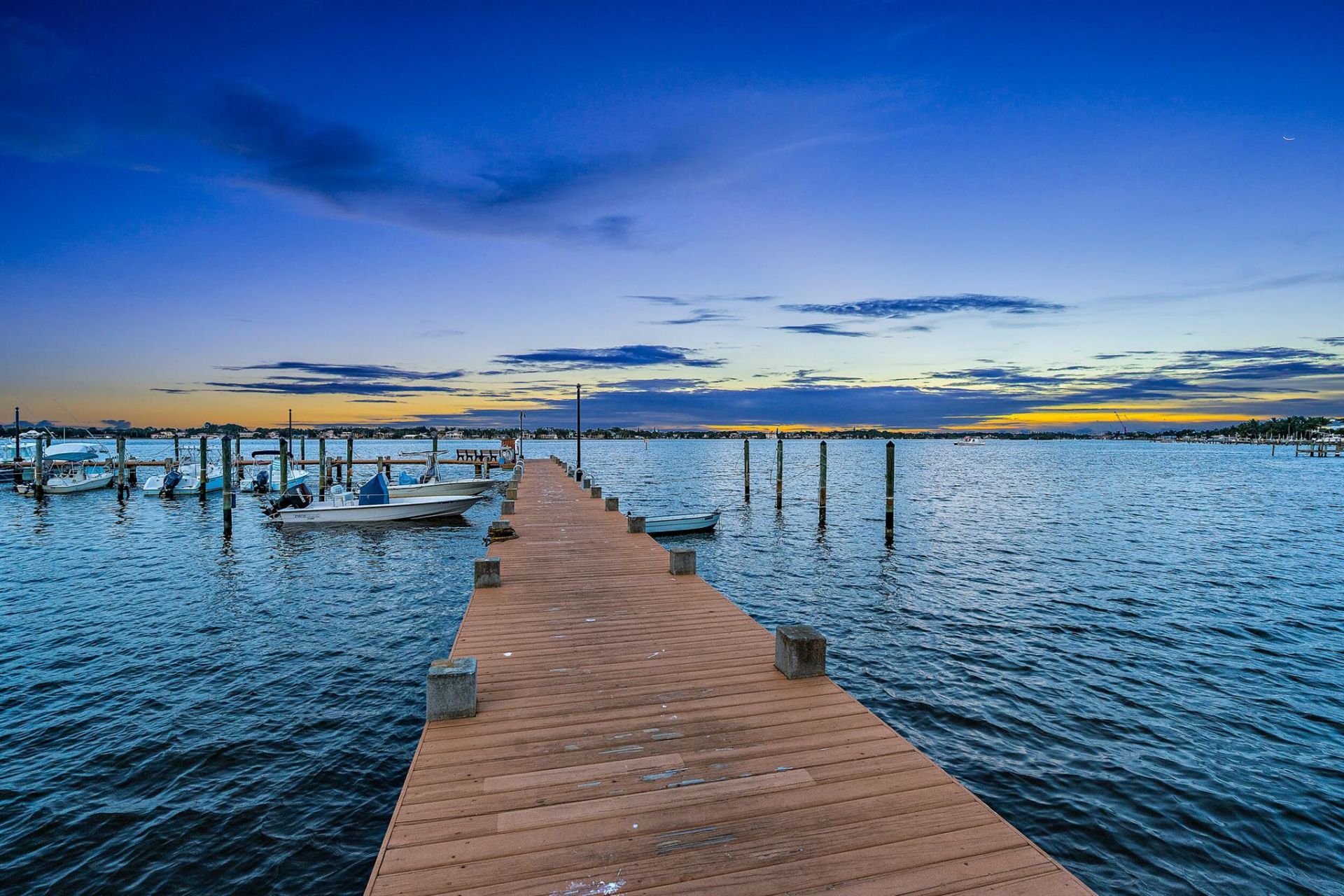 825 Center Street, Unit 12d, Jupiter, FL 33458 Photo