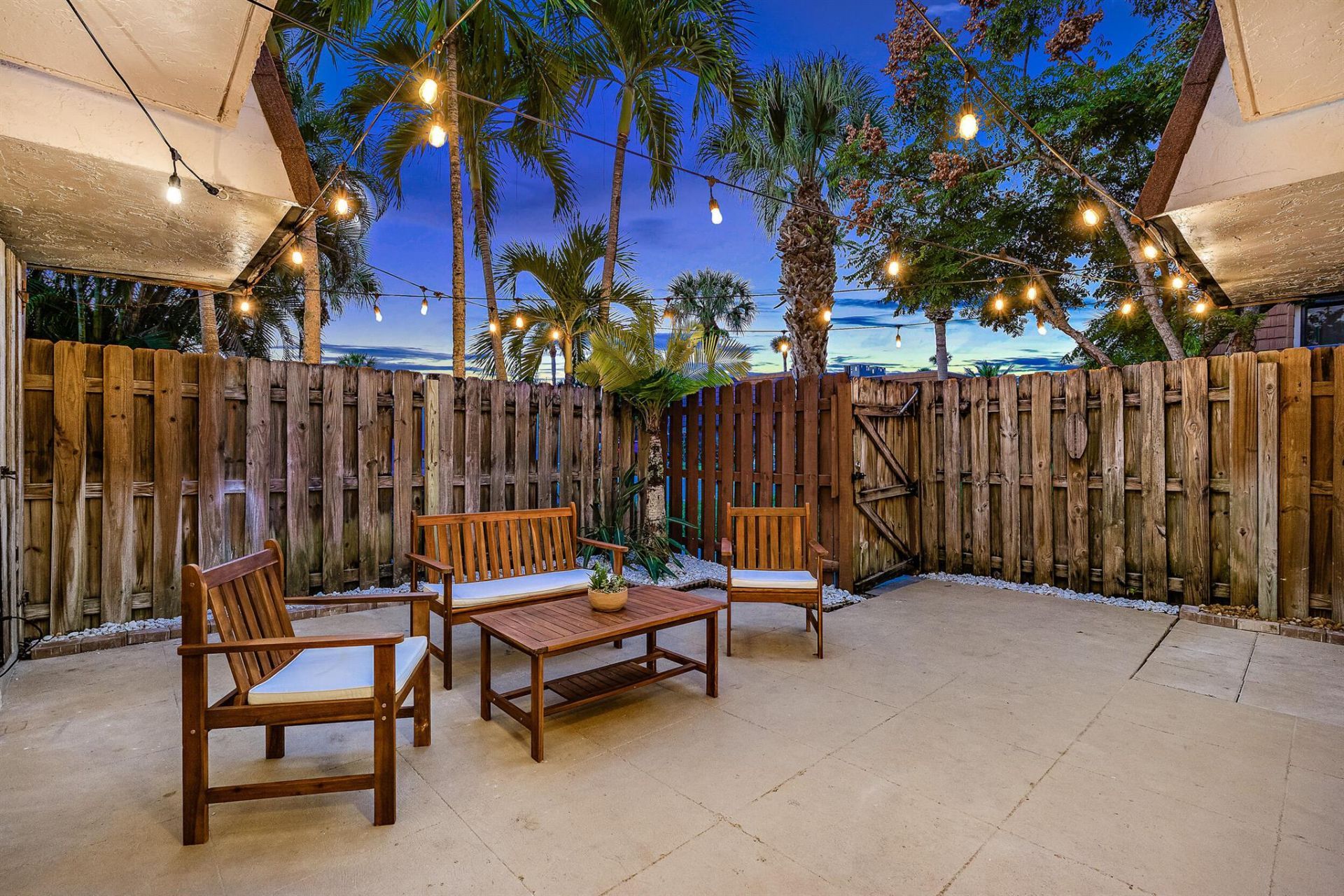 825 Center Street, Unit 12d, Jupiter, FL 33458 Photo