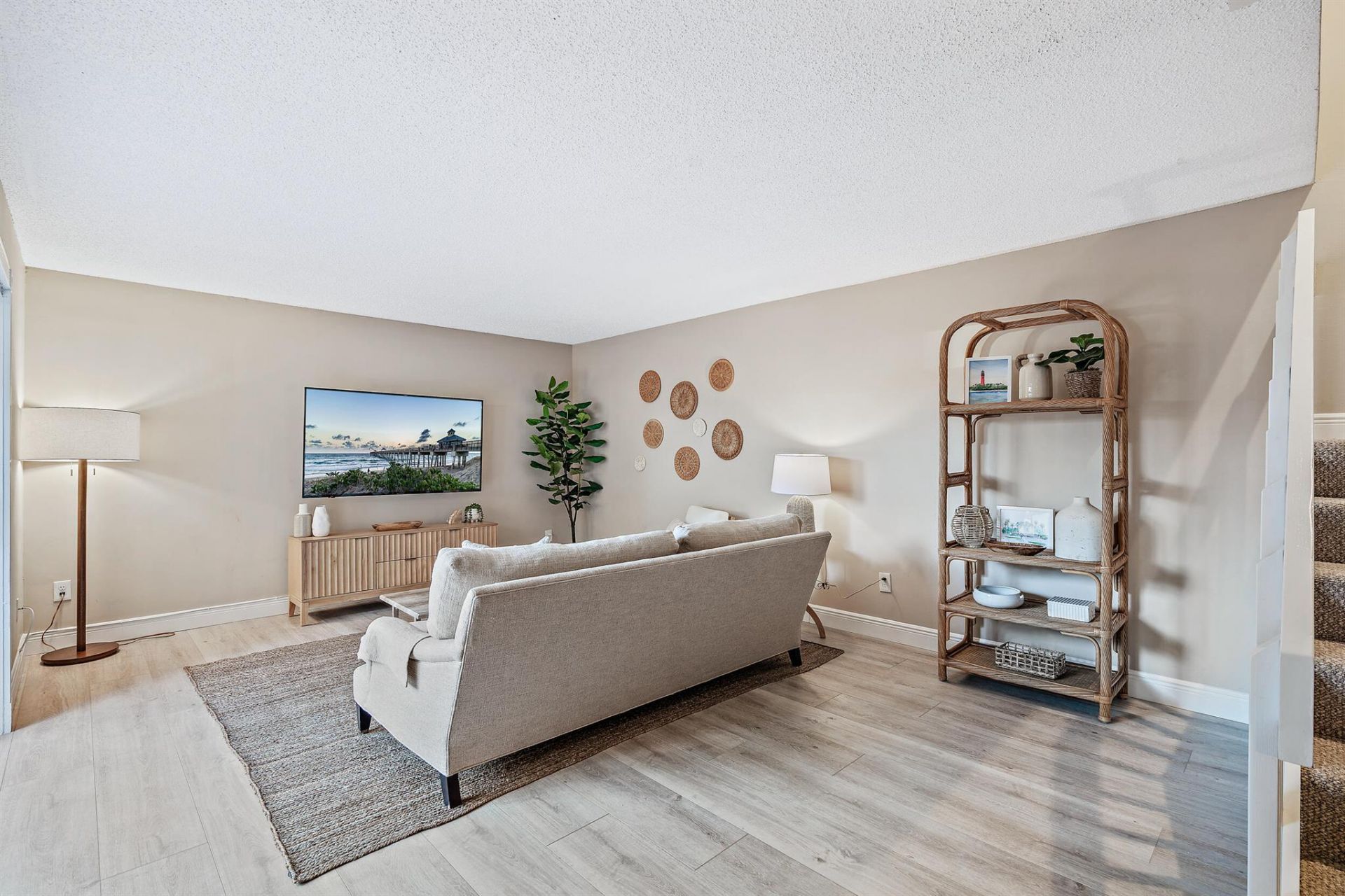 825 Center Street, Unit 12d, Jupiter, FL 33458 Photo