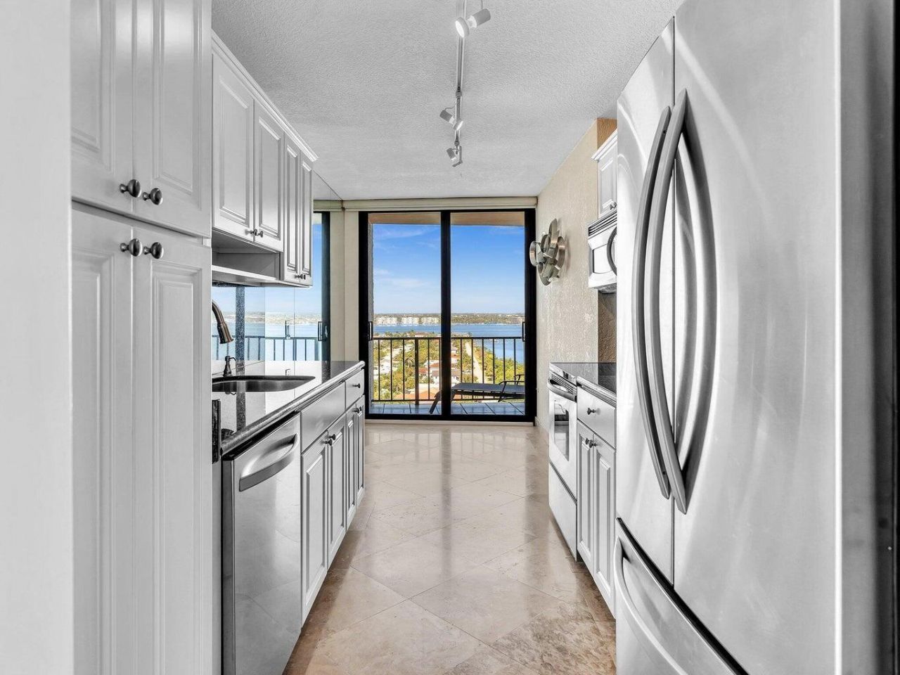 4200 N Ocean Drive, Unit 2-1605, Singer Island, FL 33404 Photo