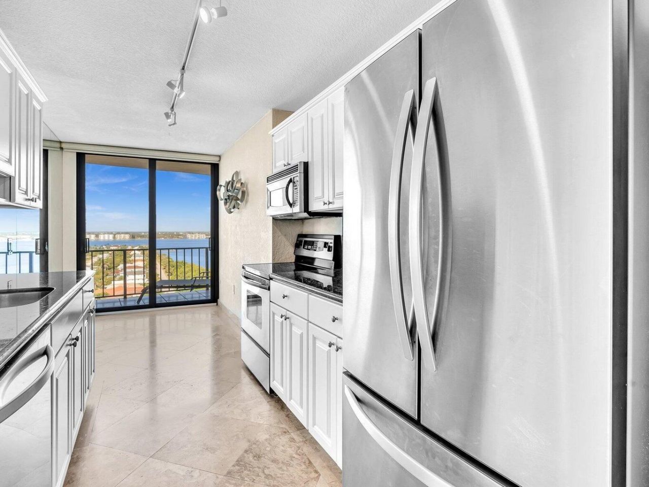 4200 N Ocean Drive, Unit 2-1605, Singer Island, FL 33404 Photo