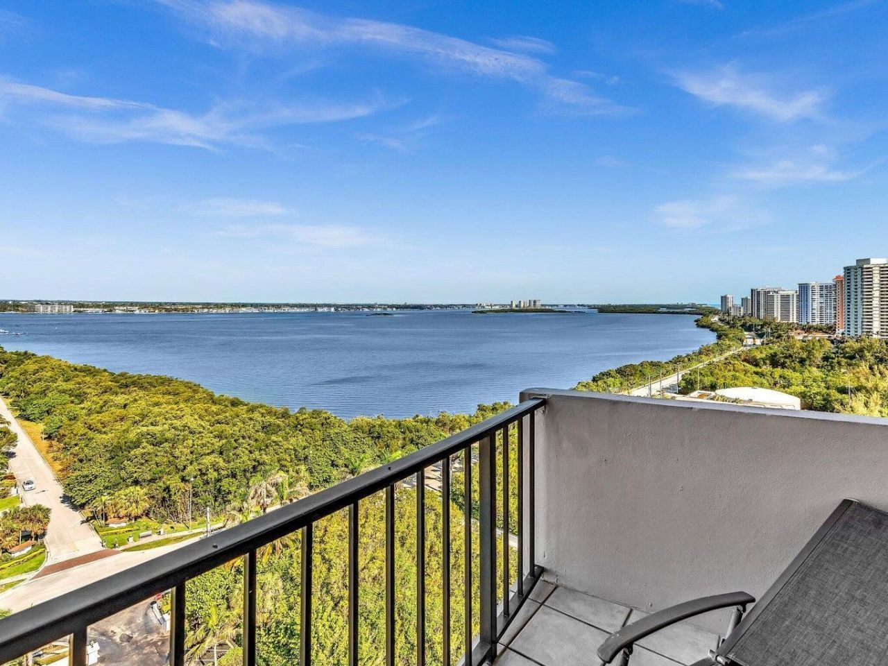 4200 N Ocean Drive, Unit 2-1605, Singer Island, FL 33404 Photo