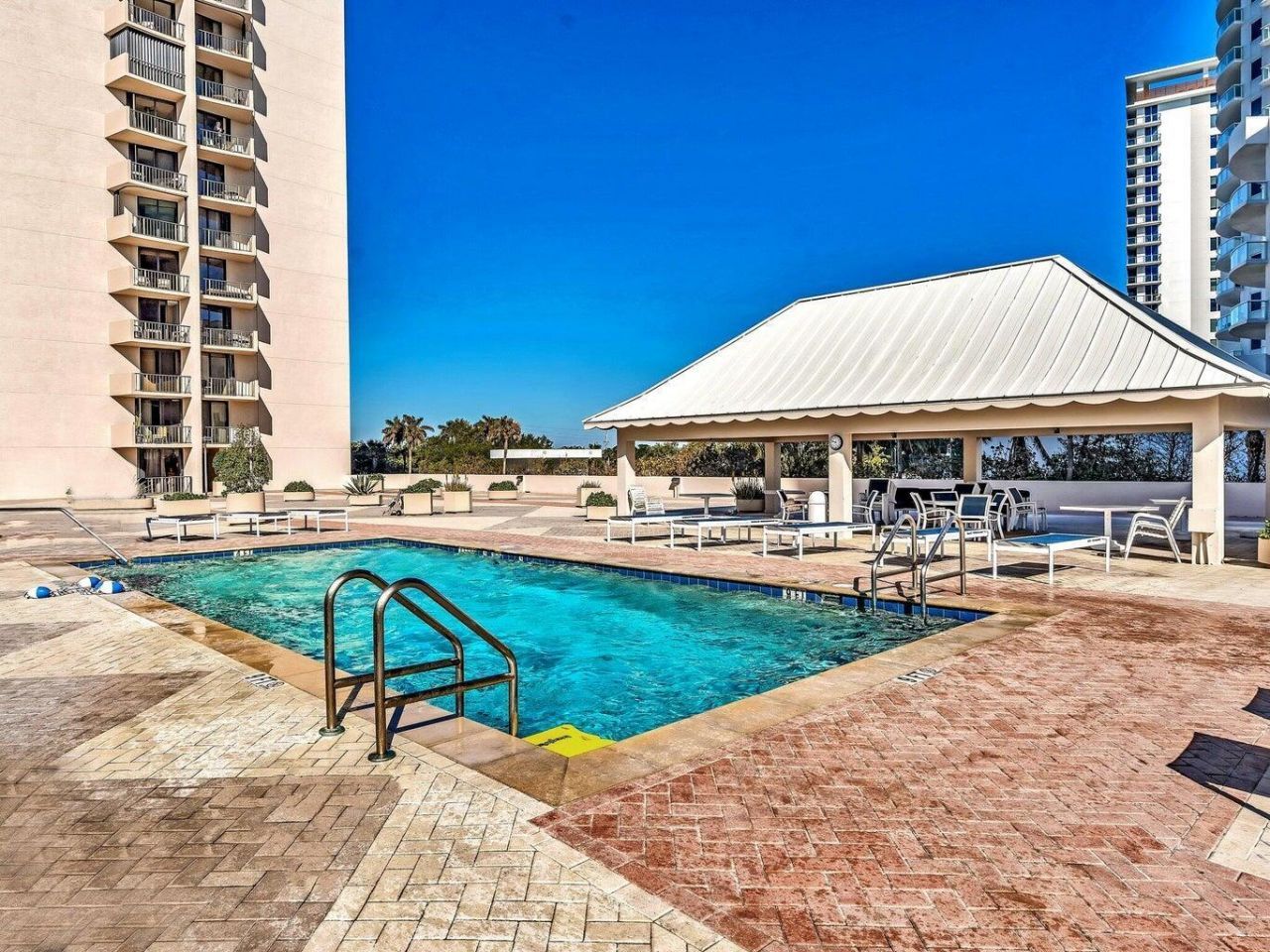 4200 N Ocean Drive, Unit 2-1605, Singer Island, FL 33404 Photo