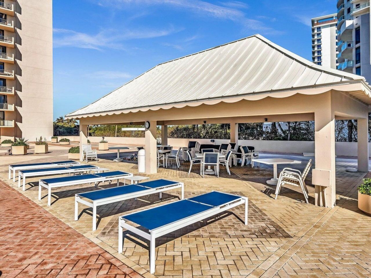 4200 N Ocean Drive, Unit 2-1605, Singer Island, FL 33404 Photo