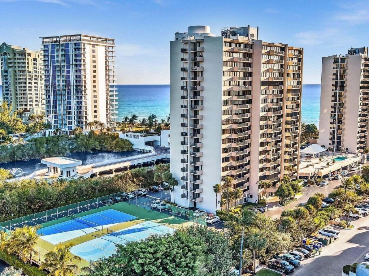 4200 N Ocean Drive, Unit 2-1605, Singer Island, FL 33404 Photo
