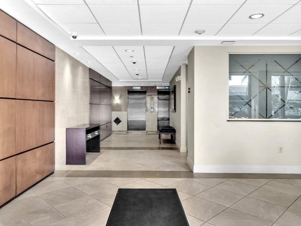 4200 N Ocean Drive, Unit 2-1605, Singer Island, FL 33404 Photo