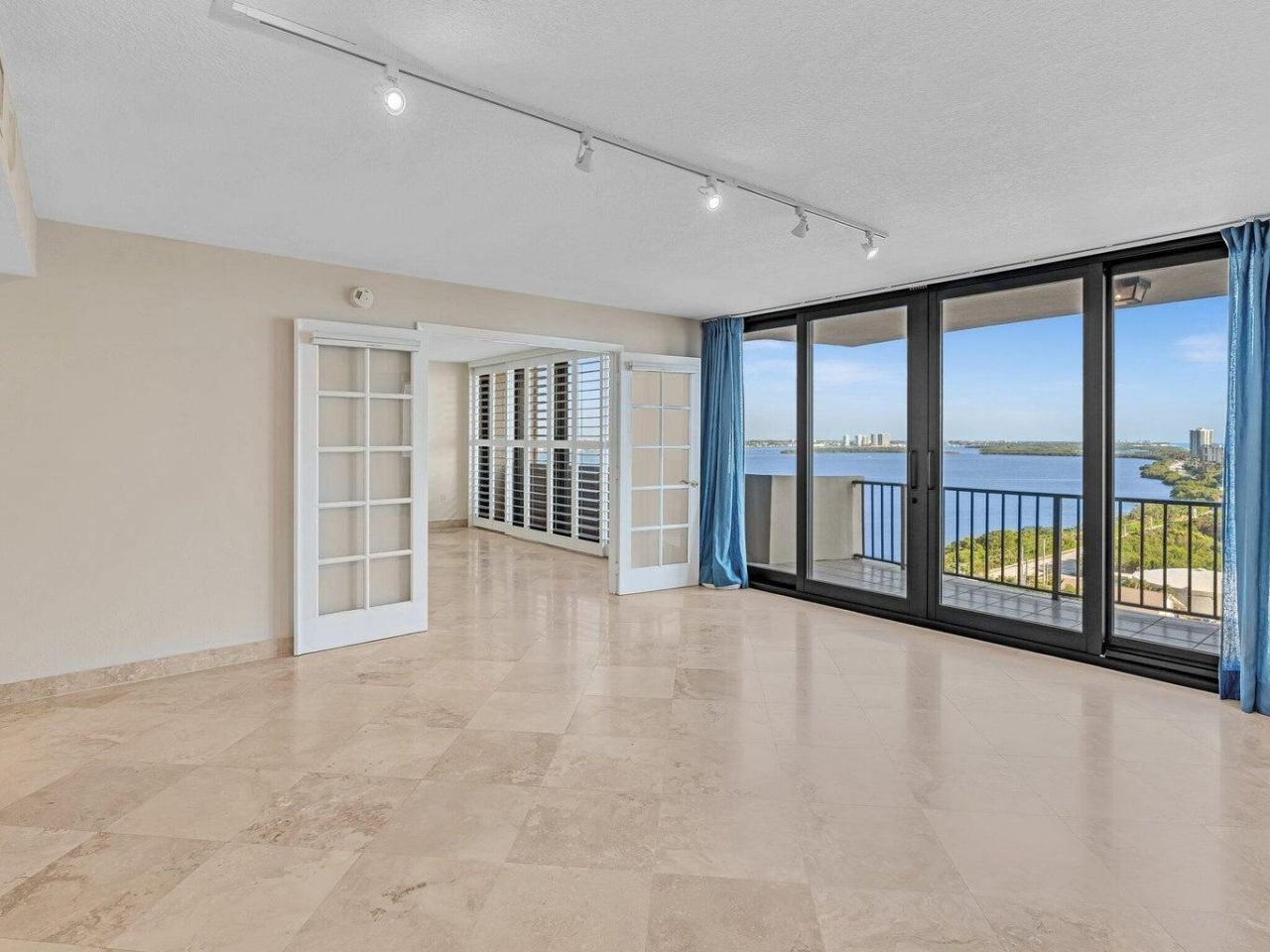 4200 N Ocean Drive, Unit 2-1605, Singer Island, FL 33404 Photo